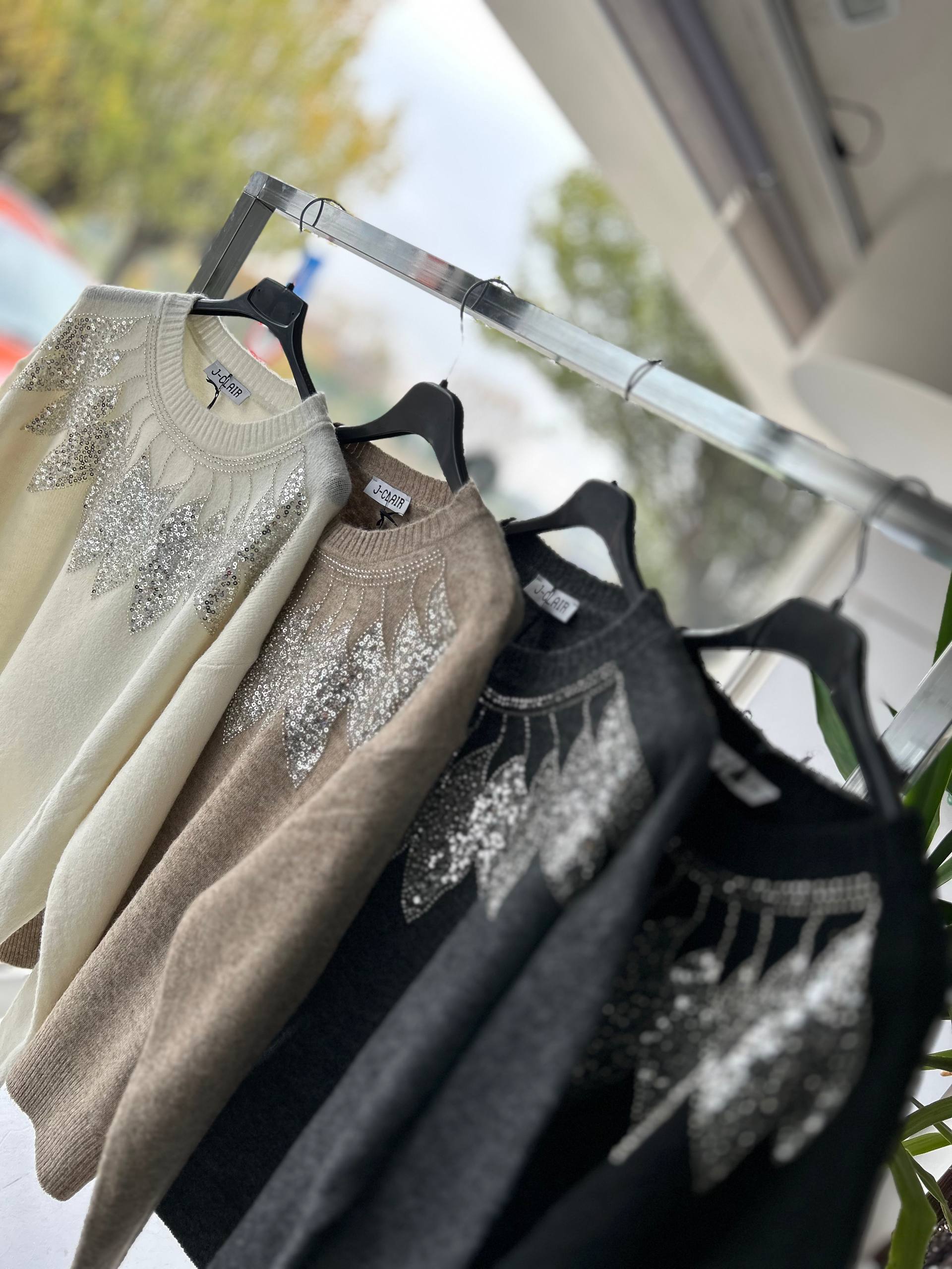 Фото Joie Clair (J-Clair)