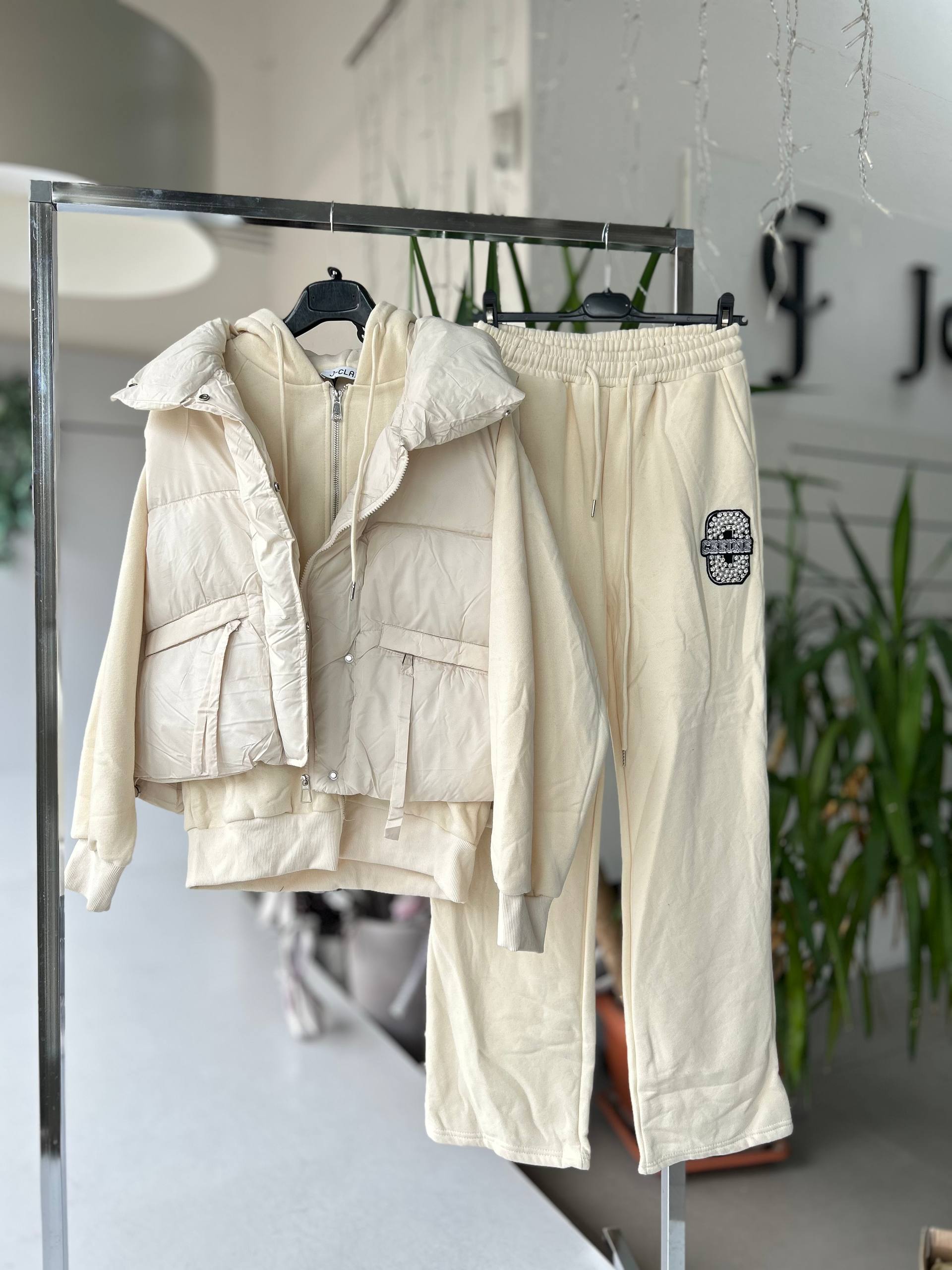 Фото Joie Clair (J-Clair)