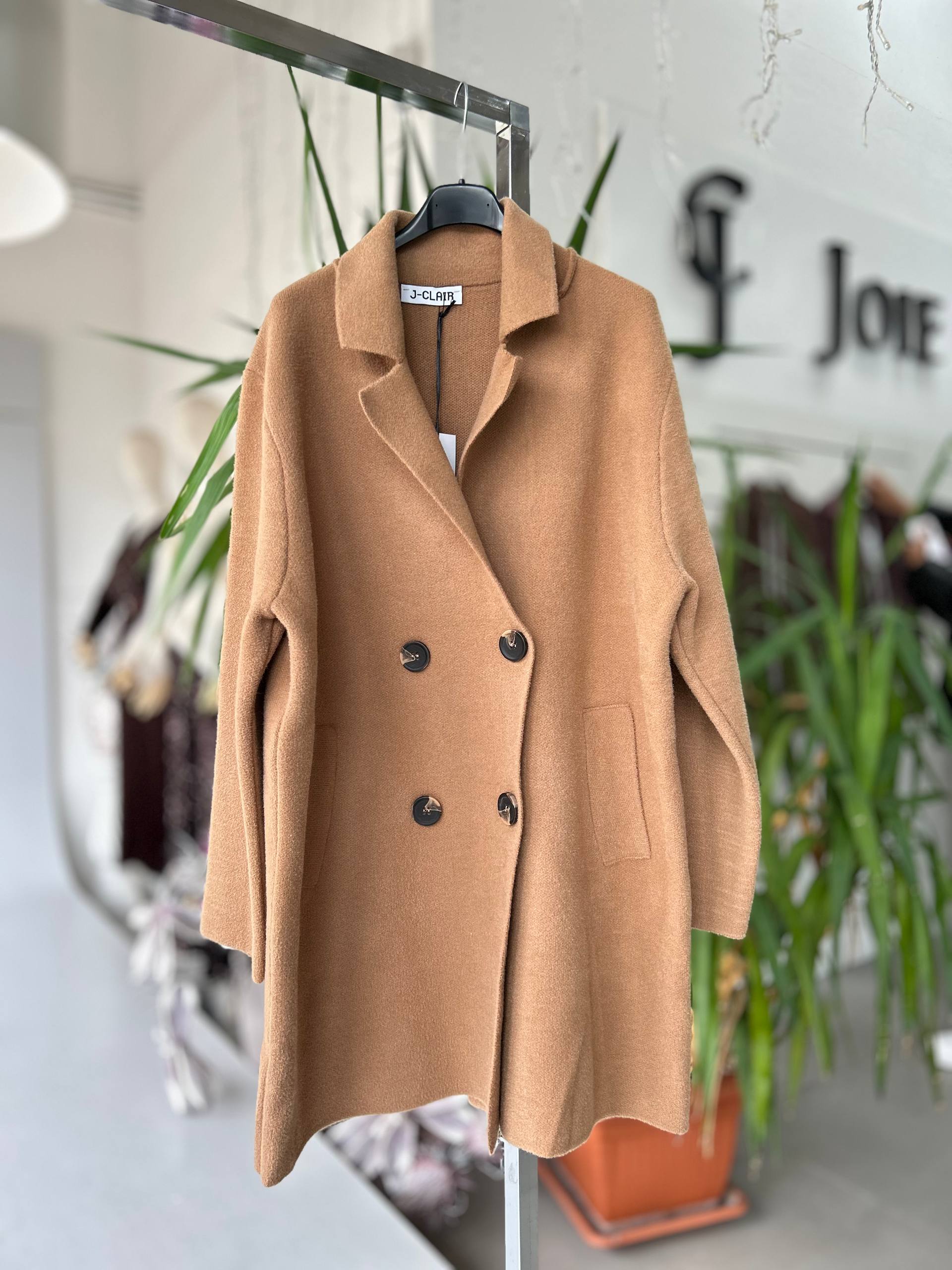 Фото Joie Clair (J-Clair)