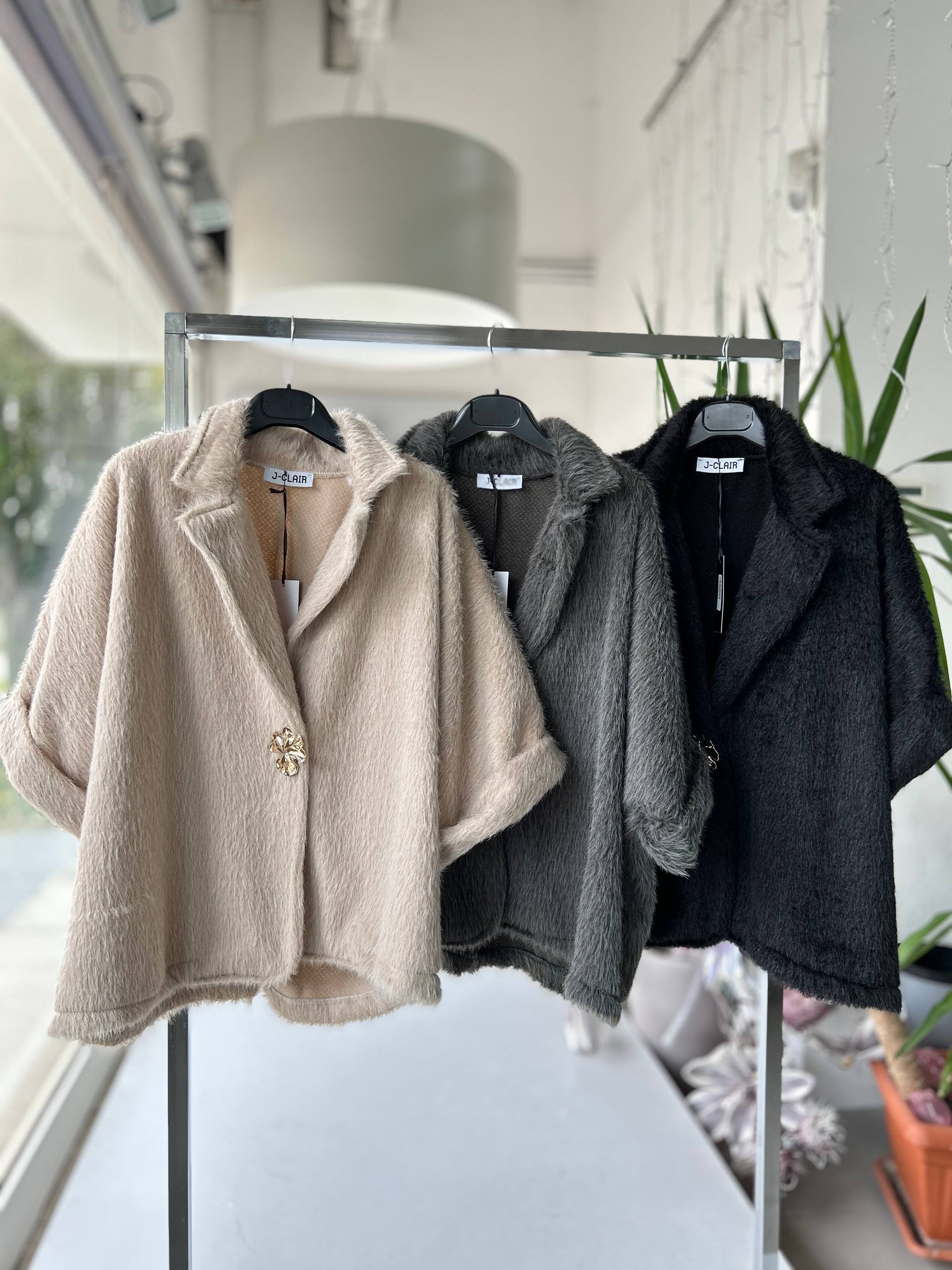 Фото Joie Clair (J-Clair)