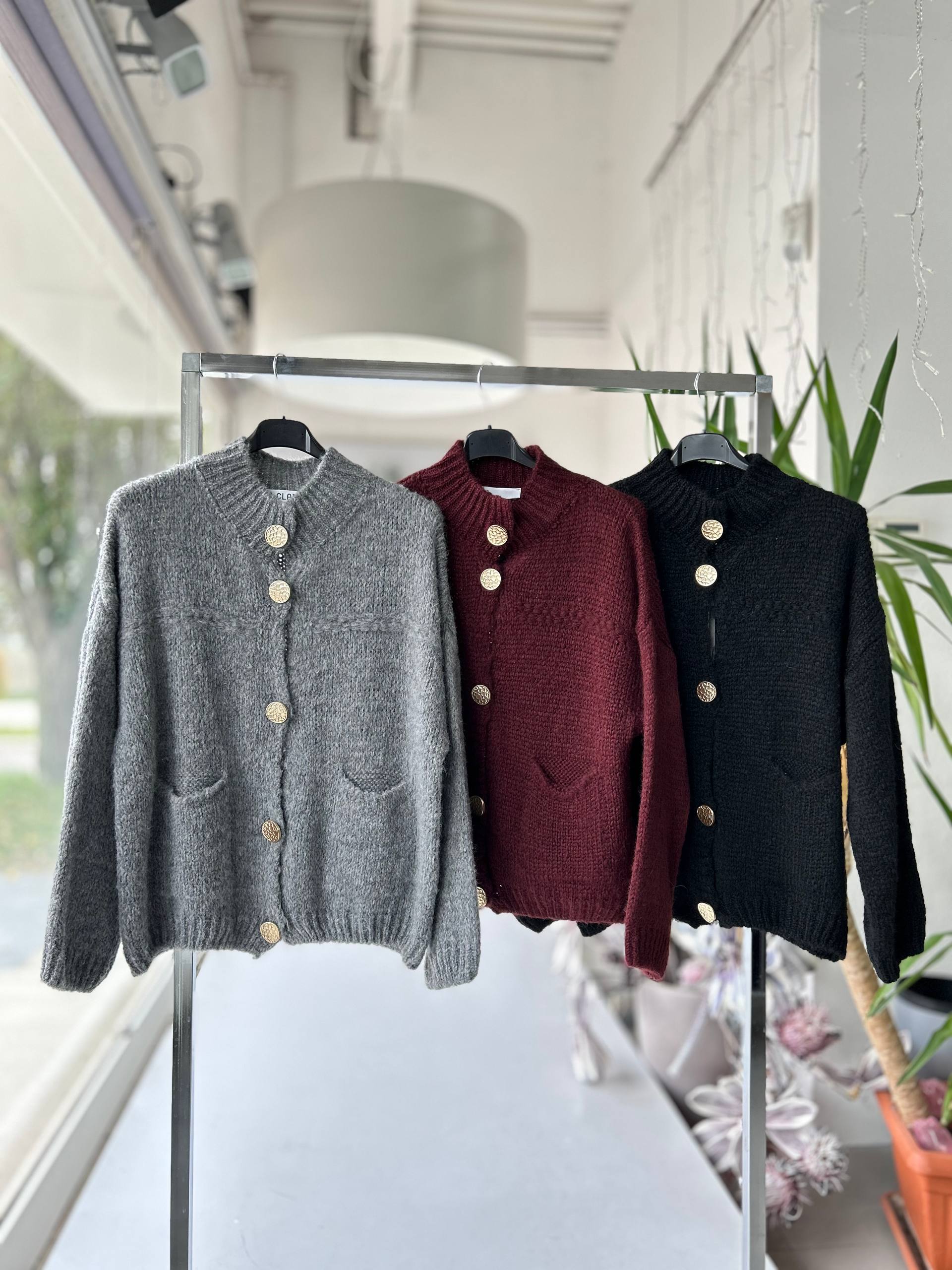 Фото Joie Clair (J-Clair)