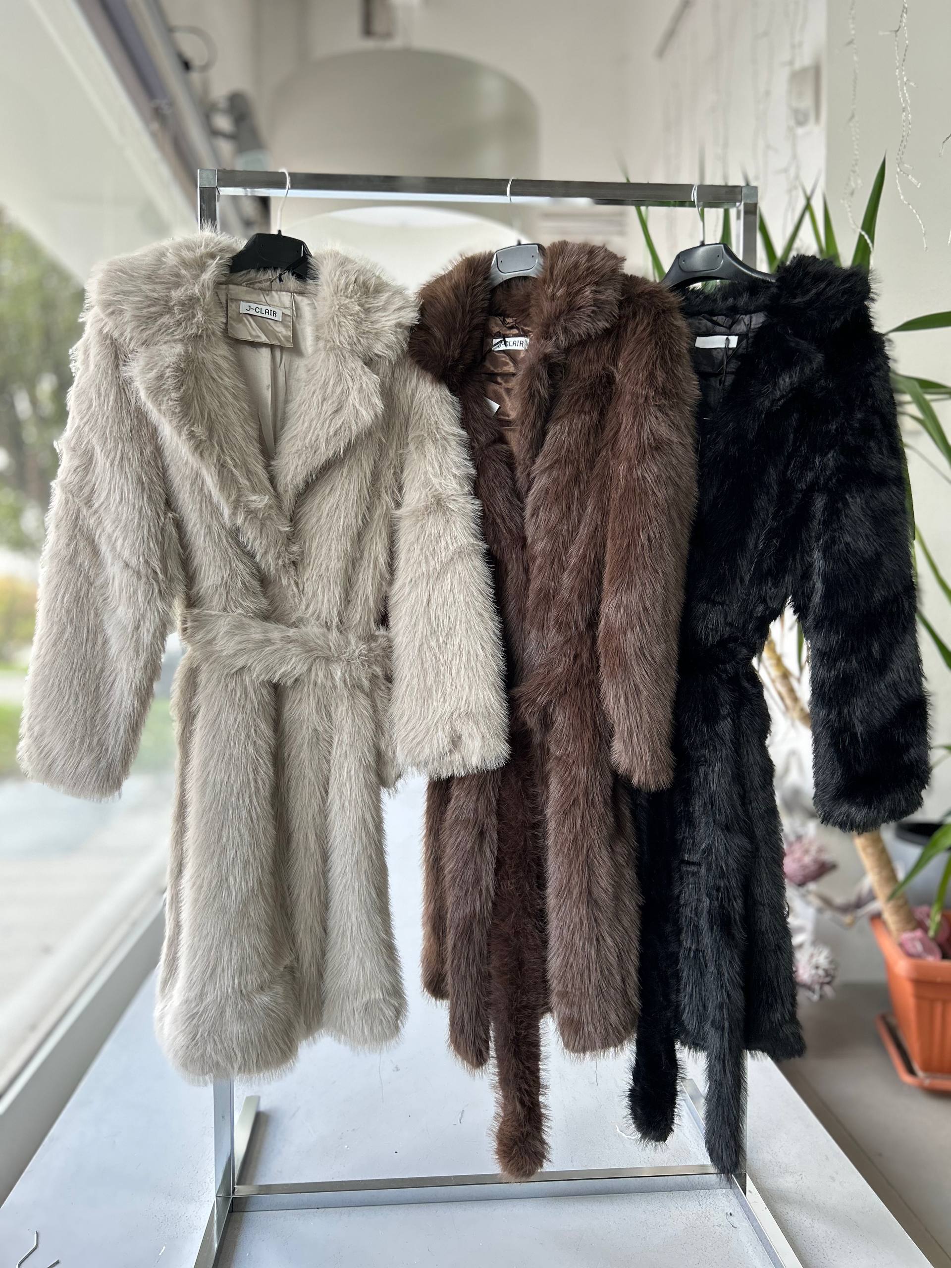 Фото Joie Clair (J-Clair)