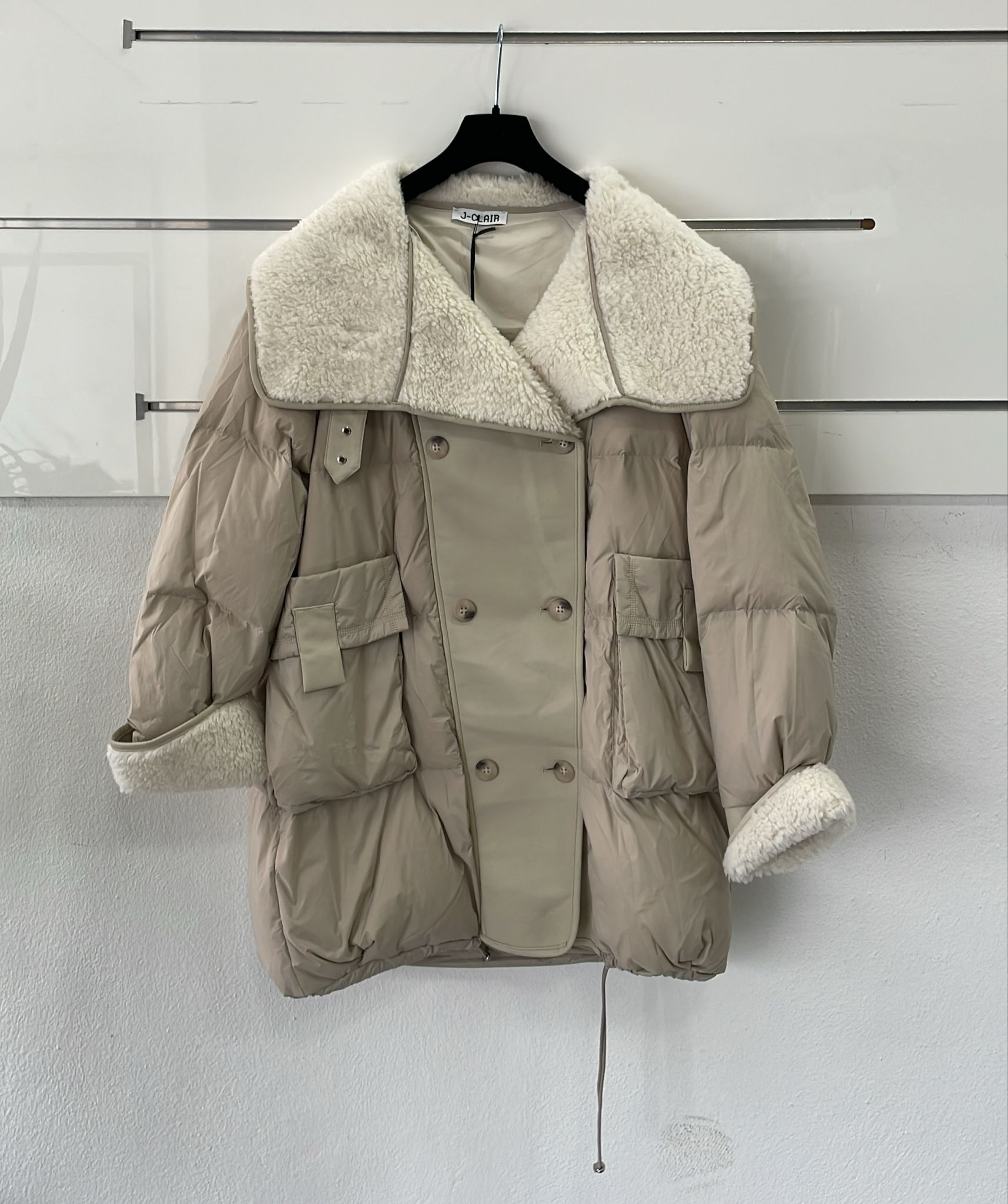 Joie Clair (J-Clair)