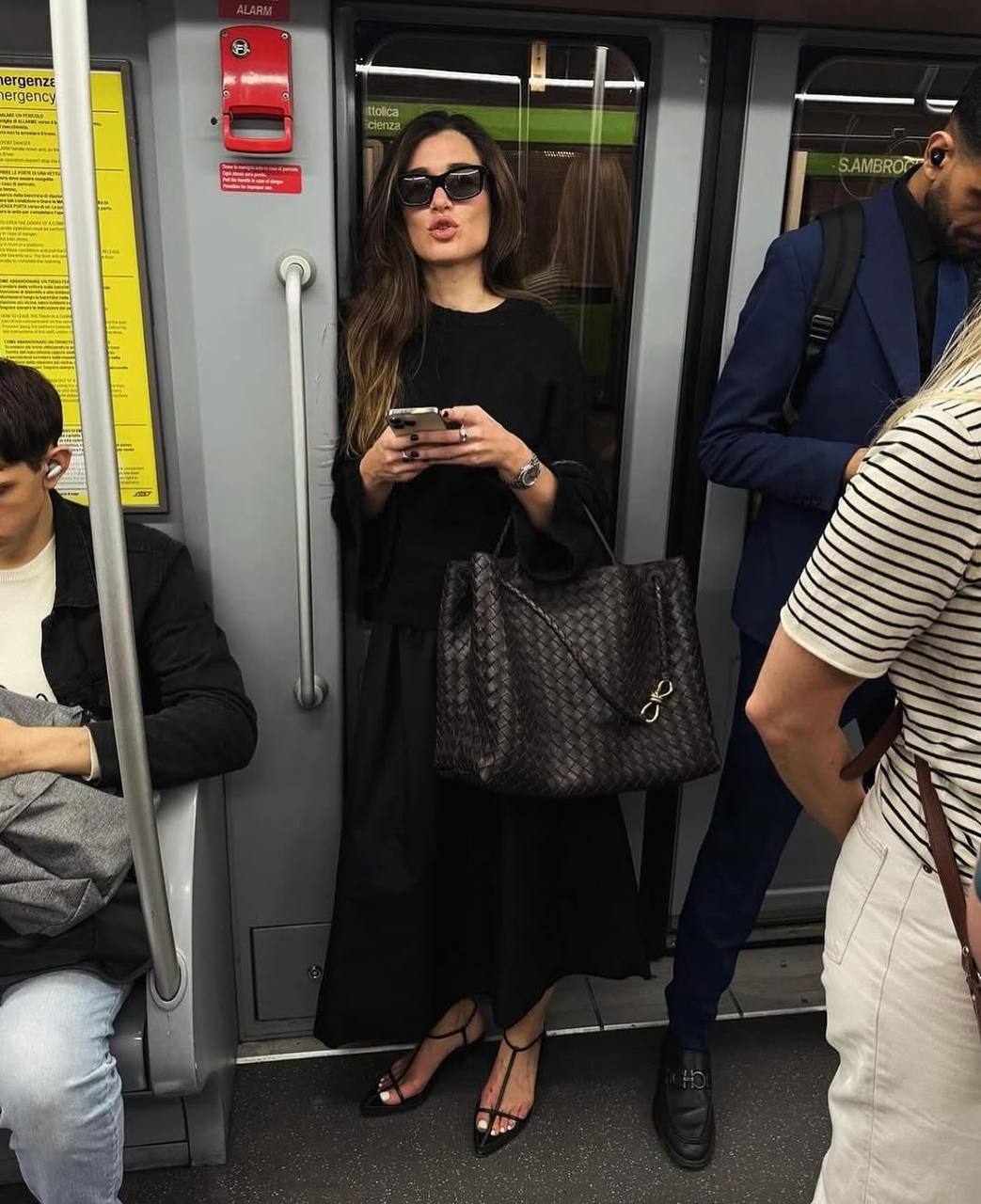 Фото Leather Country