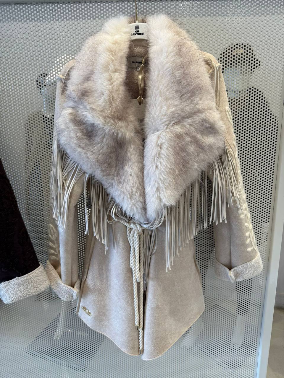 Фото Gil Santucci