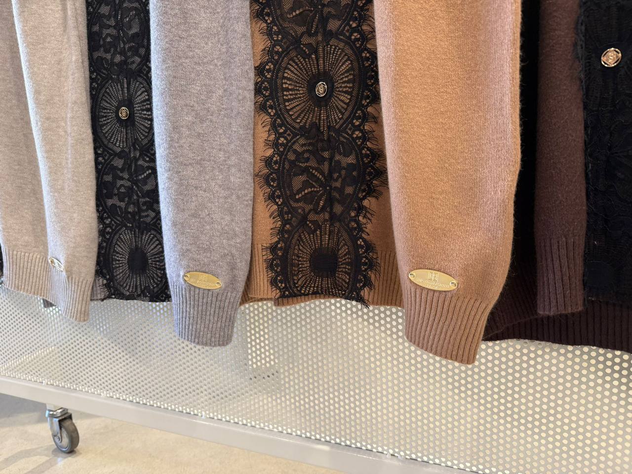 Итальянская одежда, бренд Gil Santucci, арт. 74000925