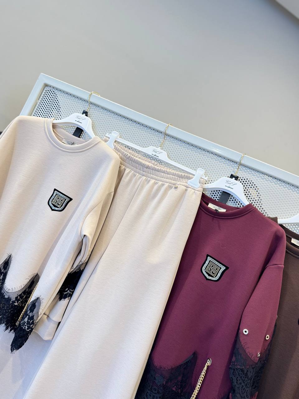 Итальянская одежда, бренд Gil Santucci, арт. 74002198