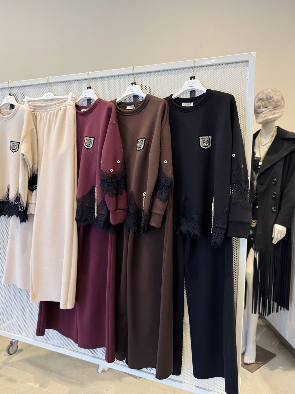 Итальянская одежда, бренд Gil Santucci, арт. 74002199