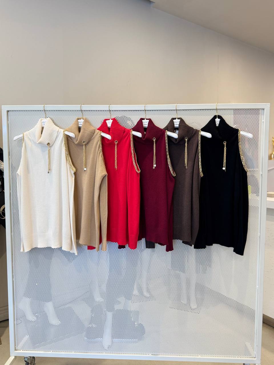 Итальянская одежда, бренд Gil Santucci, арт. 74002259