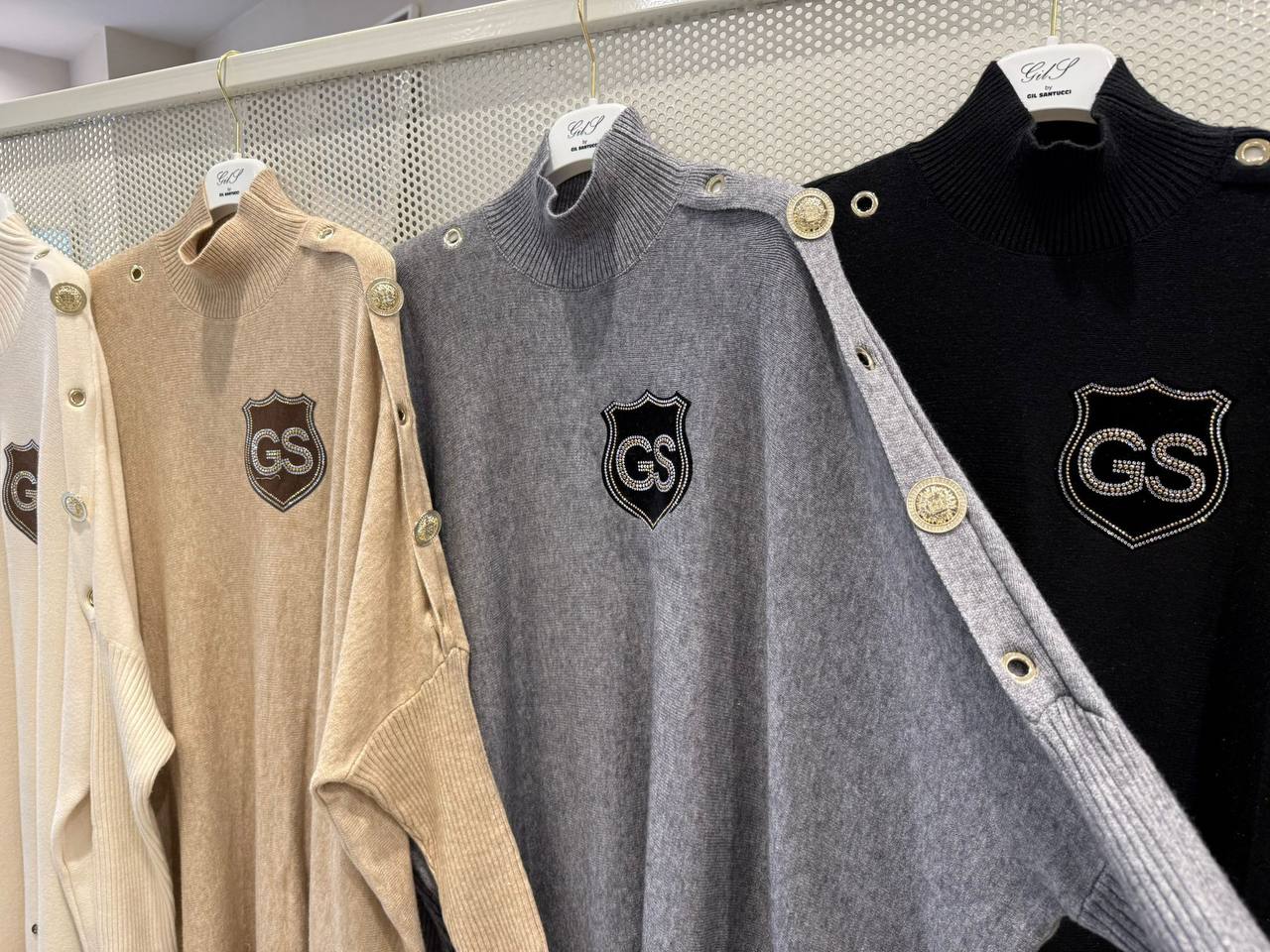 Фото Gil Santucci