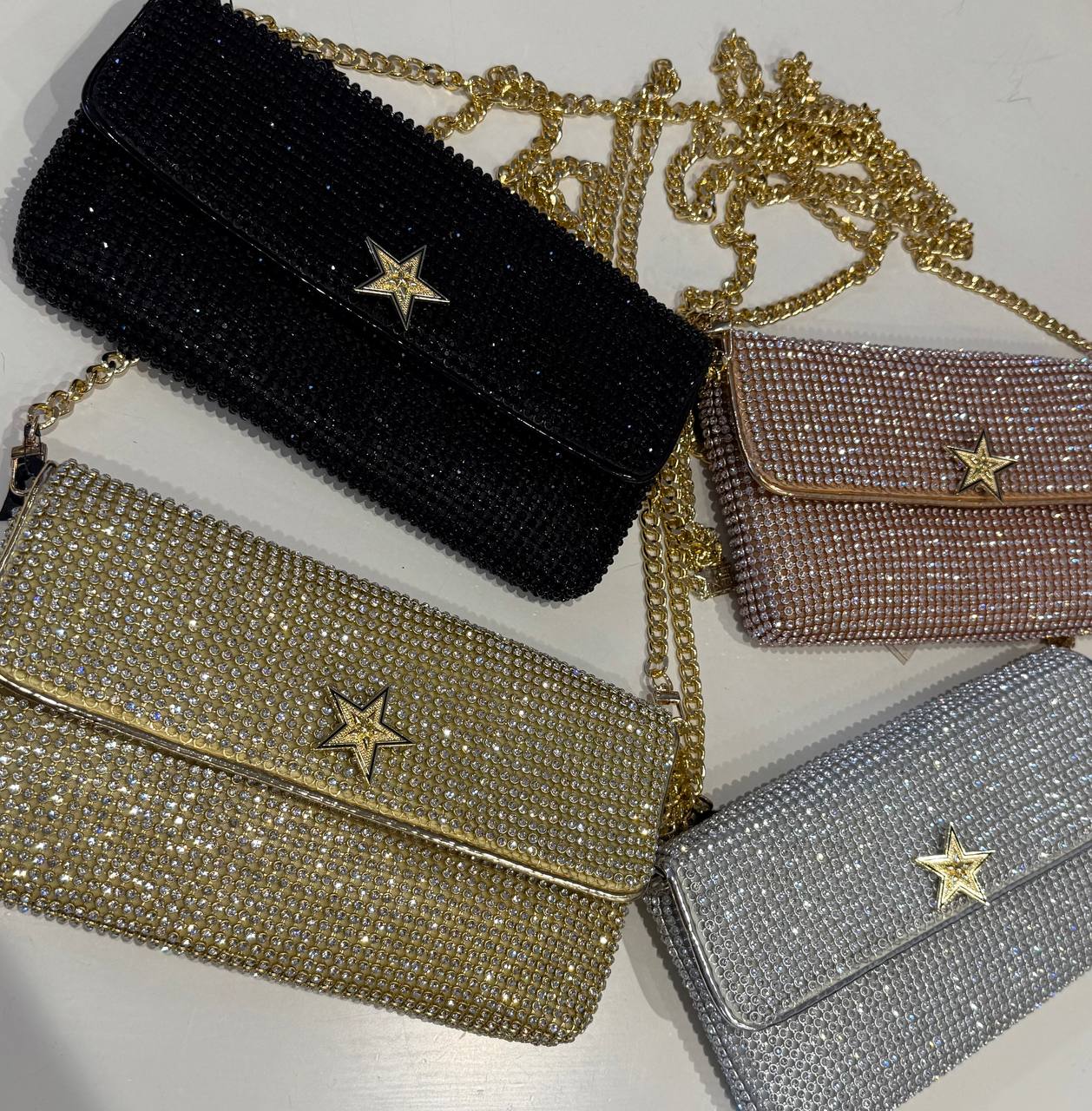 Фото Gil Santucci