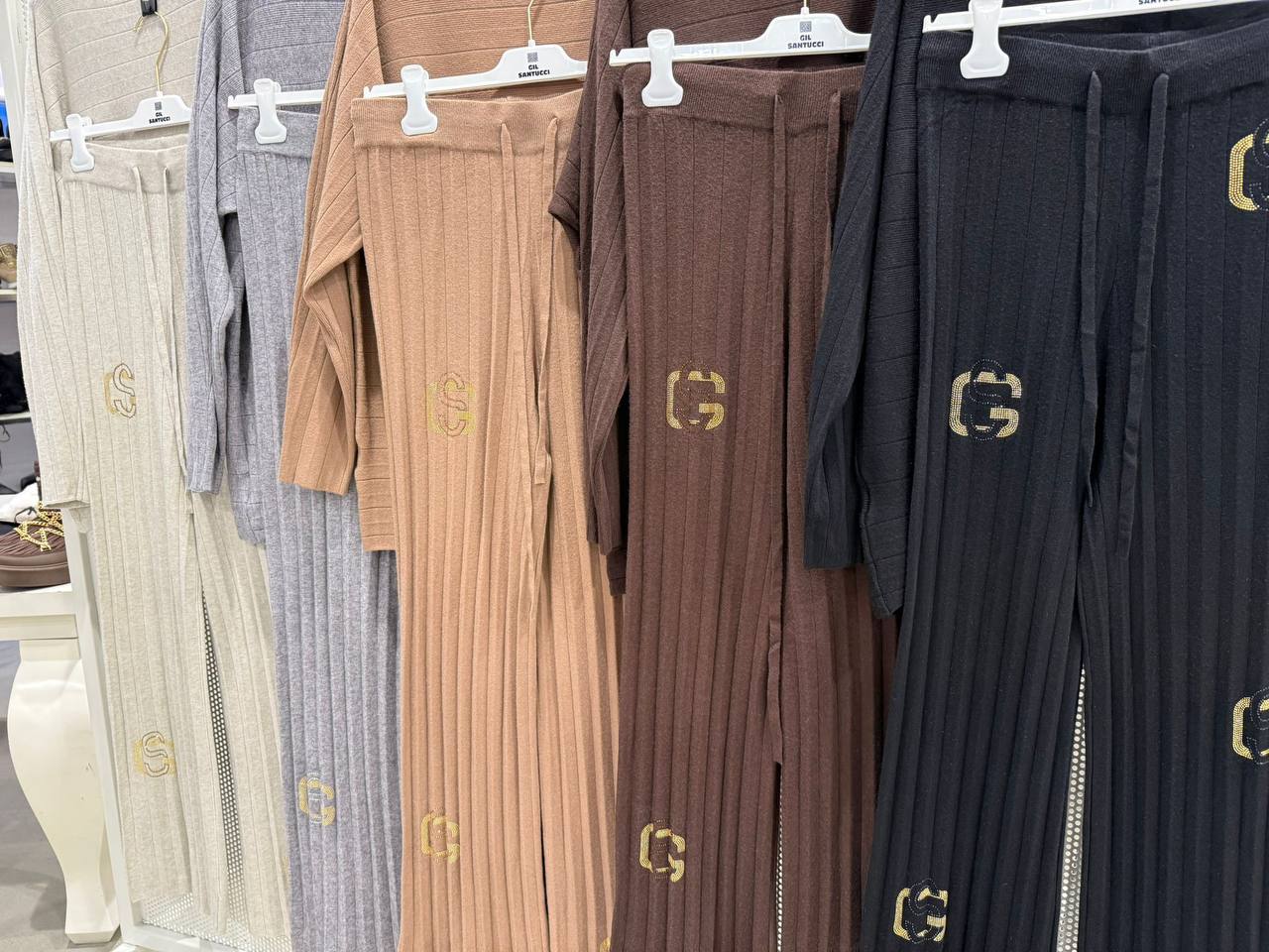 Фото Gil Santucci