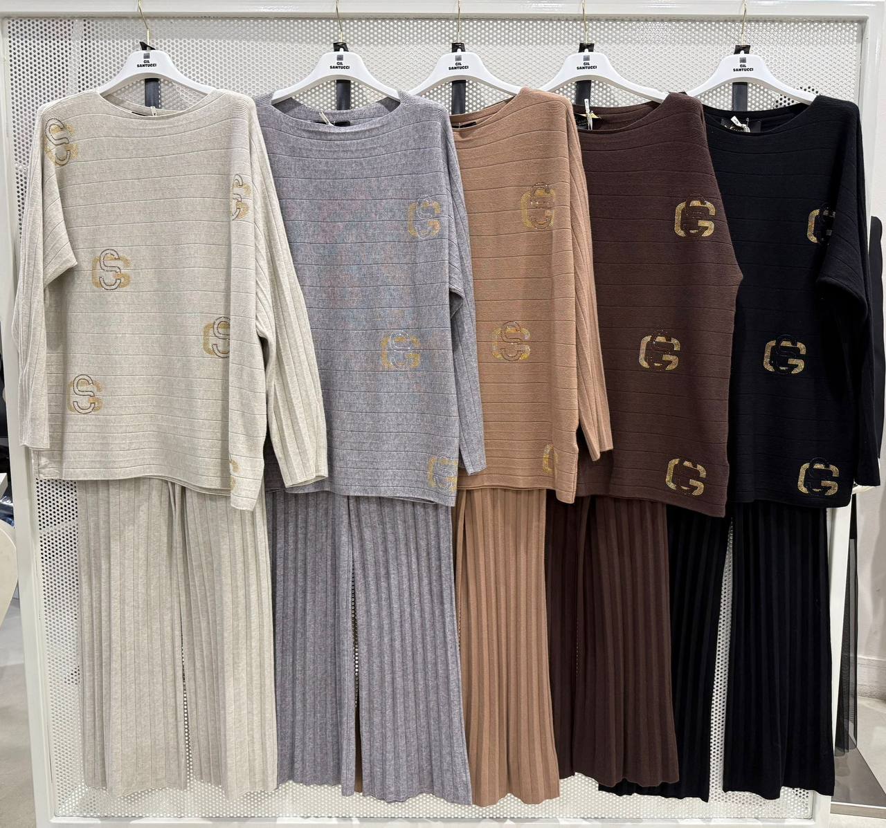 Фото Gil Santucci