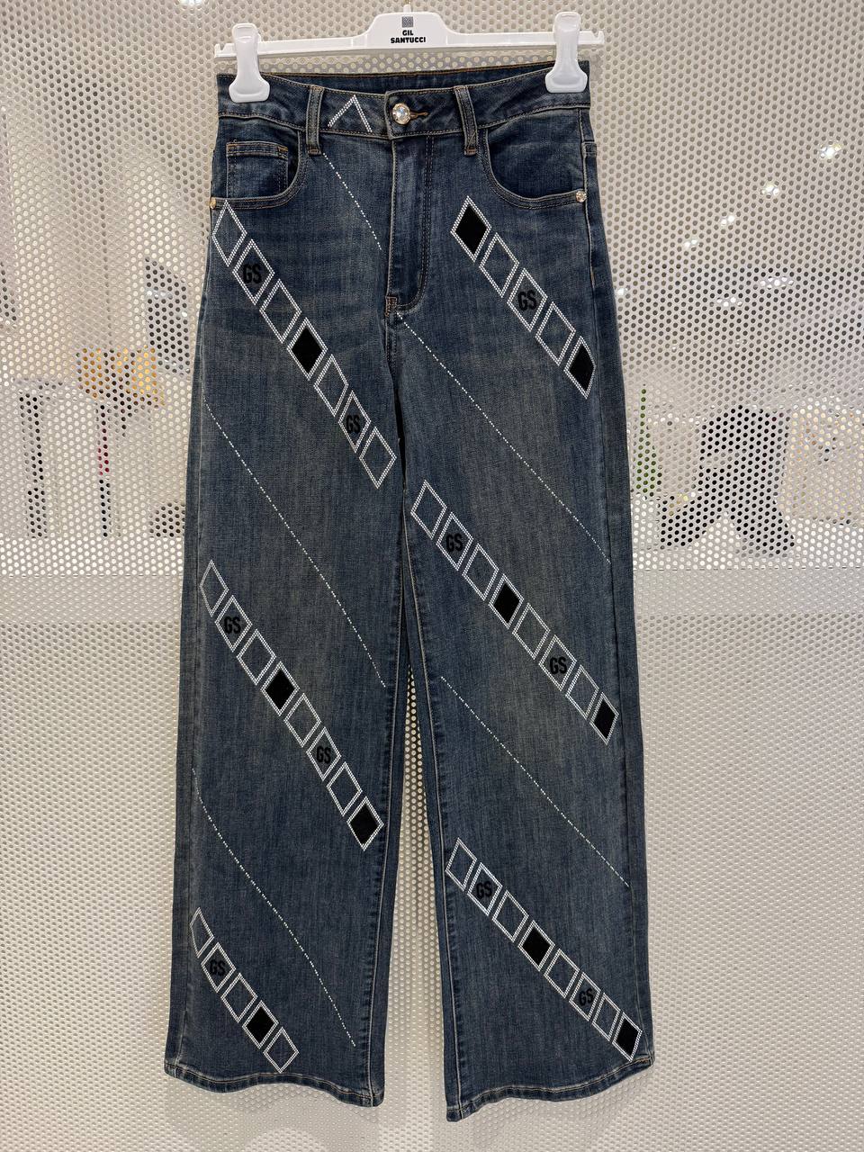 Фото Gil Santucci