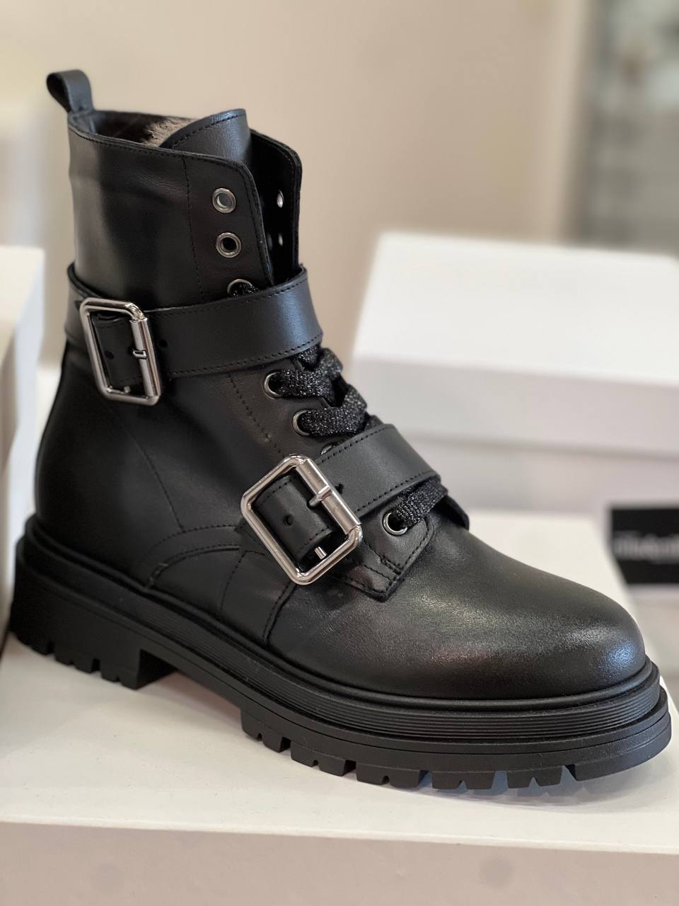 Фото Nila Nila - Обувь