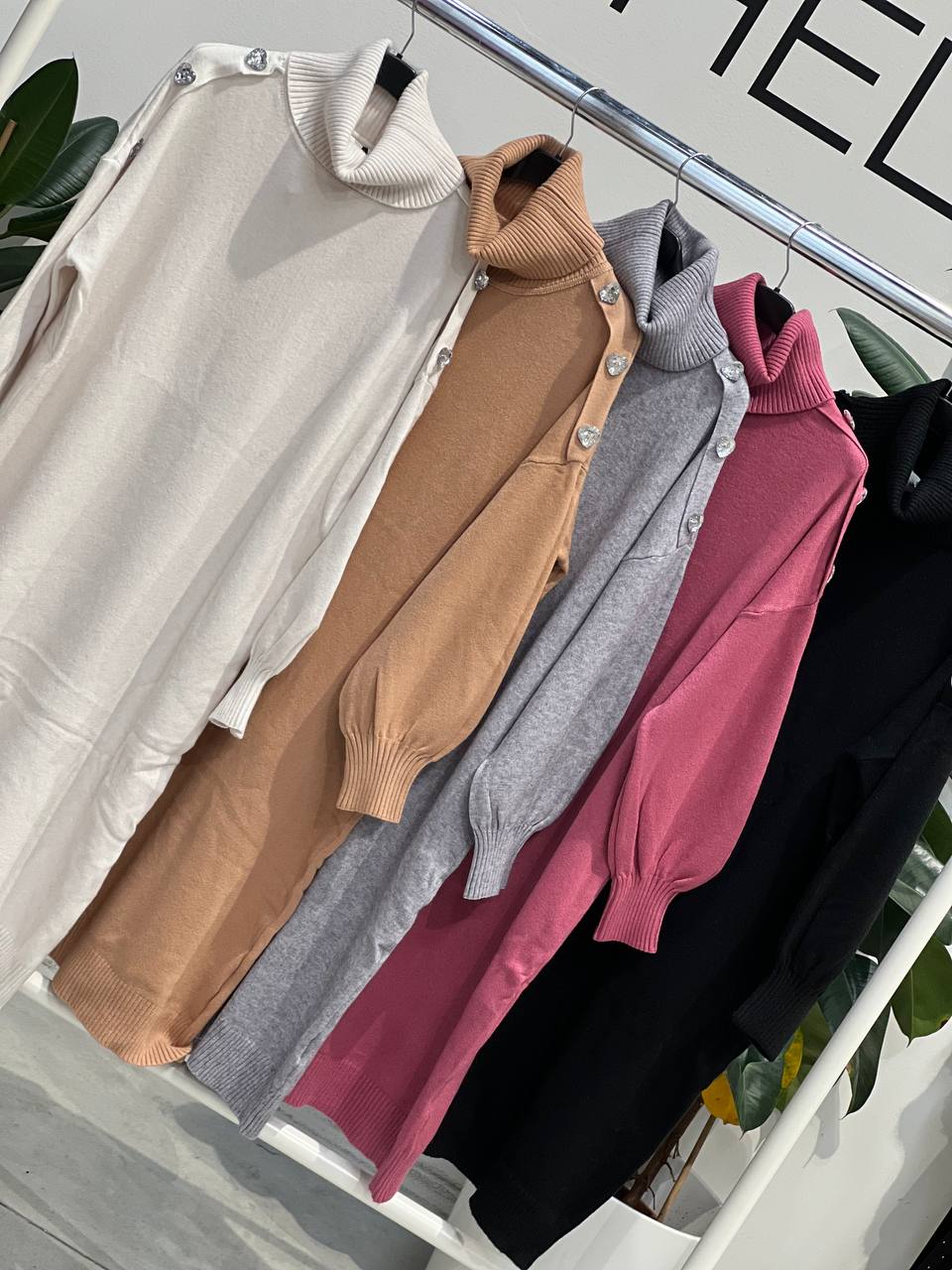 Amelie Follies (Michelle)