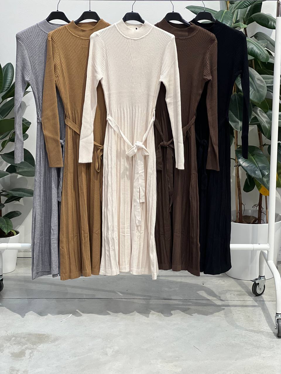 Amelie Follies (Michelle)