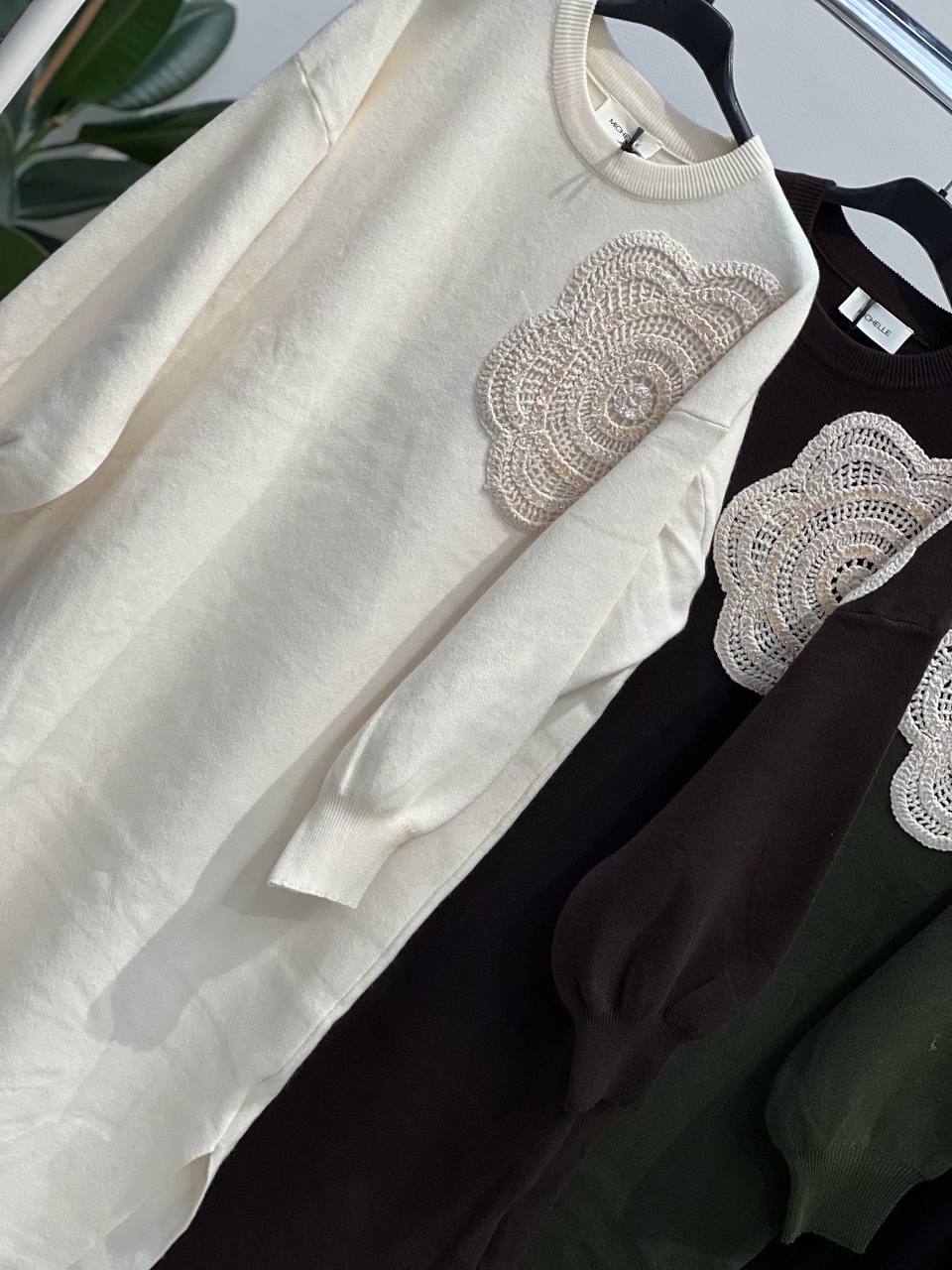 Amelie Follies (Michelle)