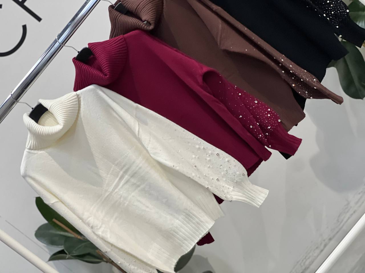 Amelie Follies (Michelle)