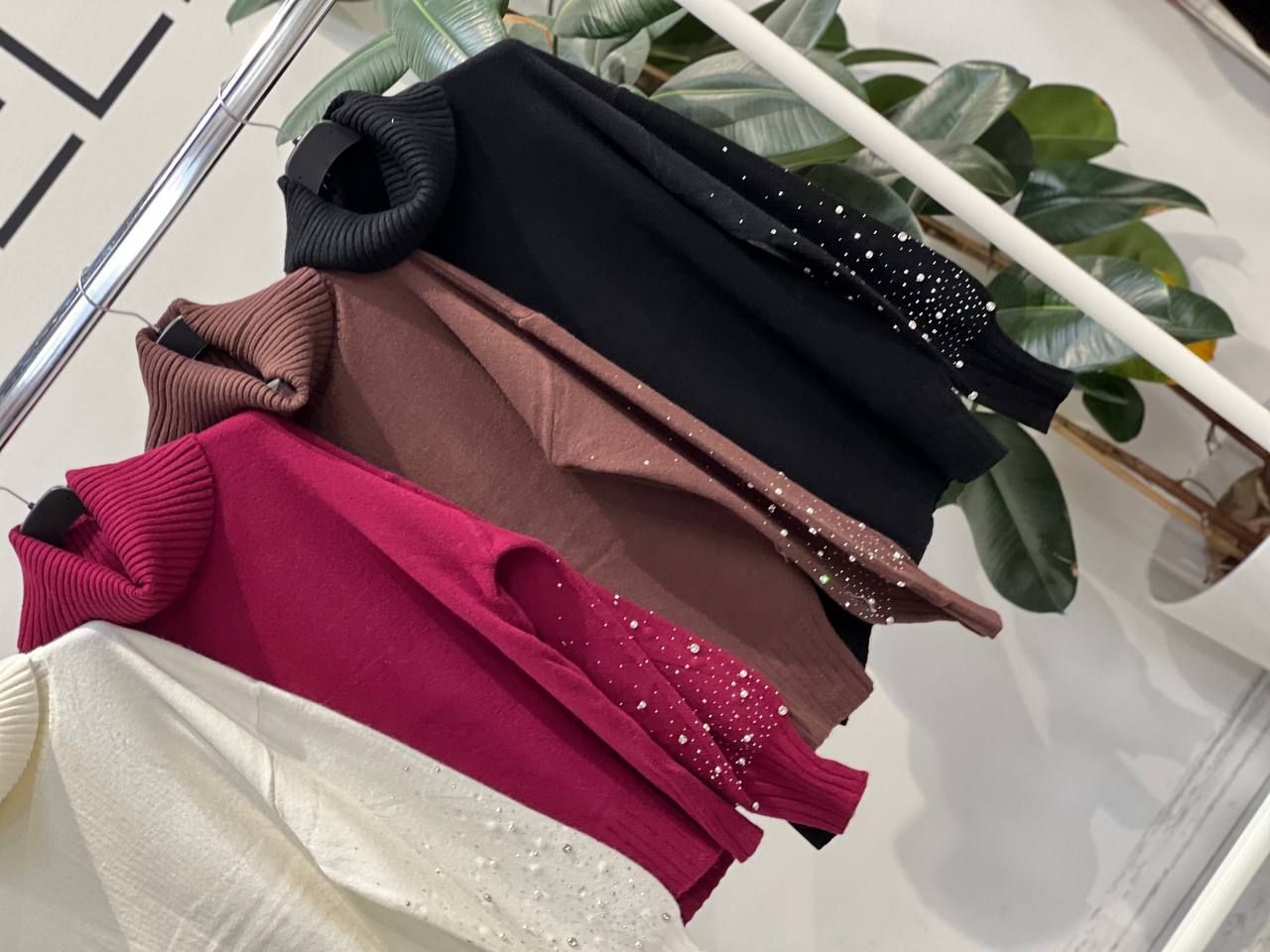 Amelie Follies (Michelle)