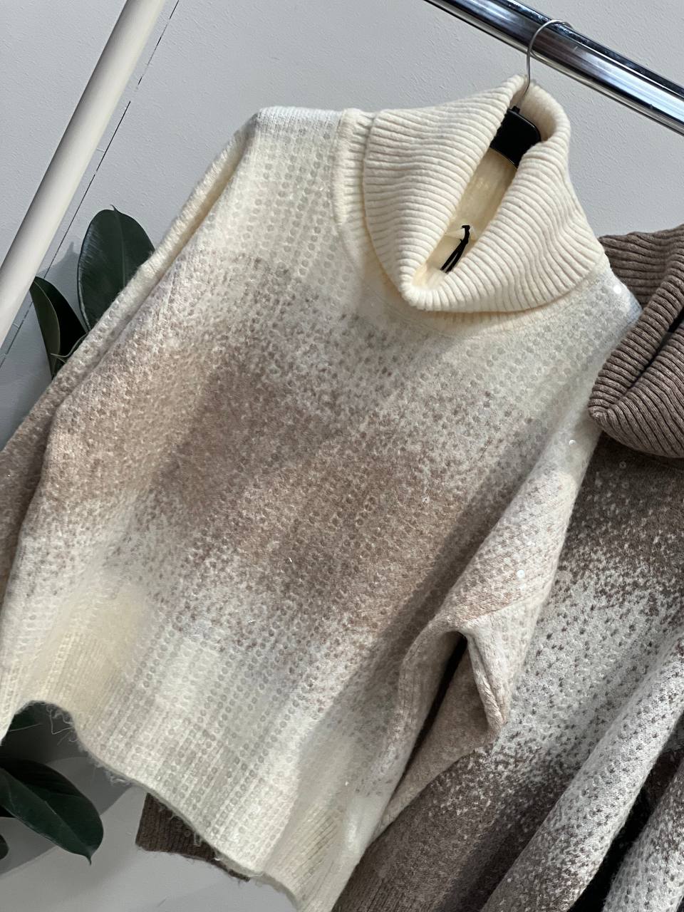 Amelie Follies (Michelle)