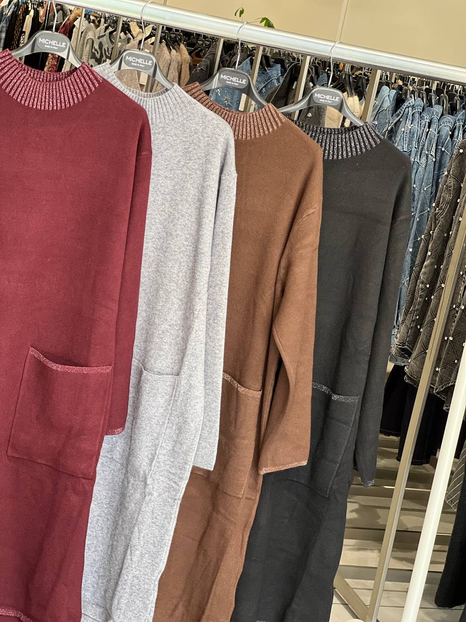 Amelie Follies (Michelle)