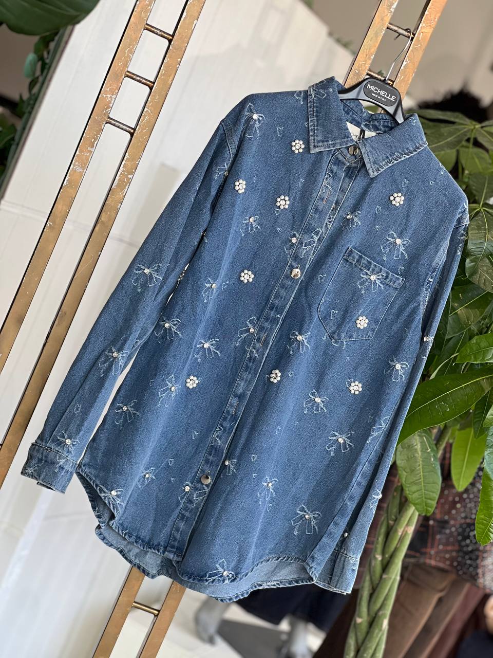 Amelie Follies (Michelle)