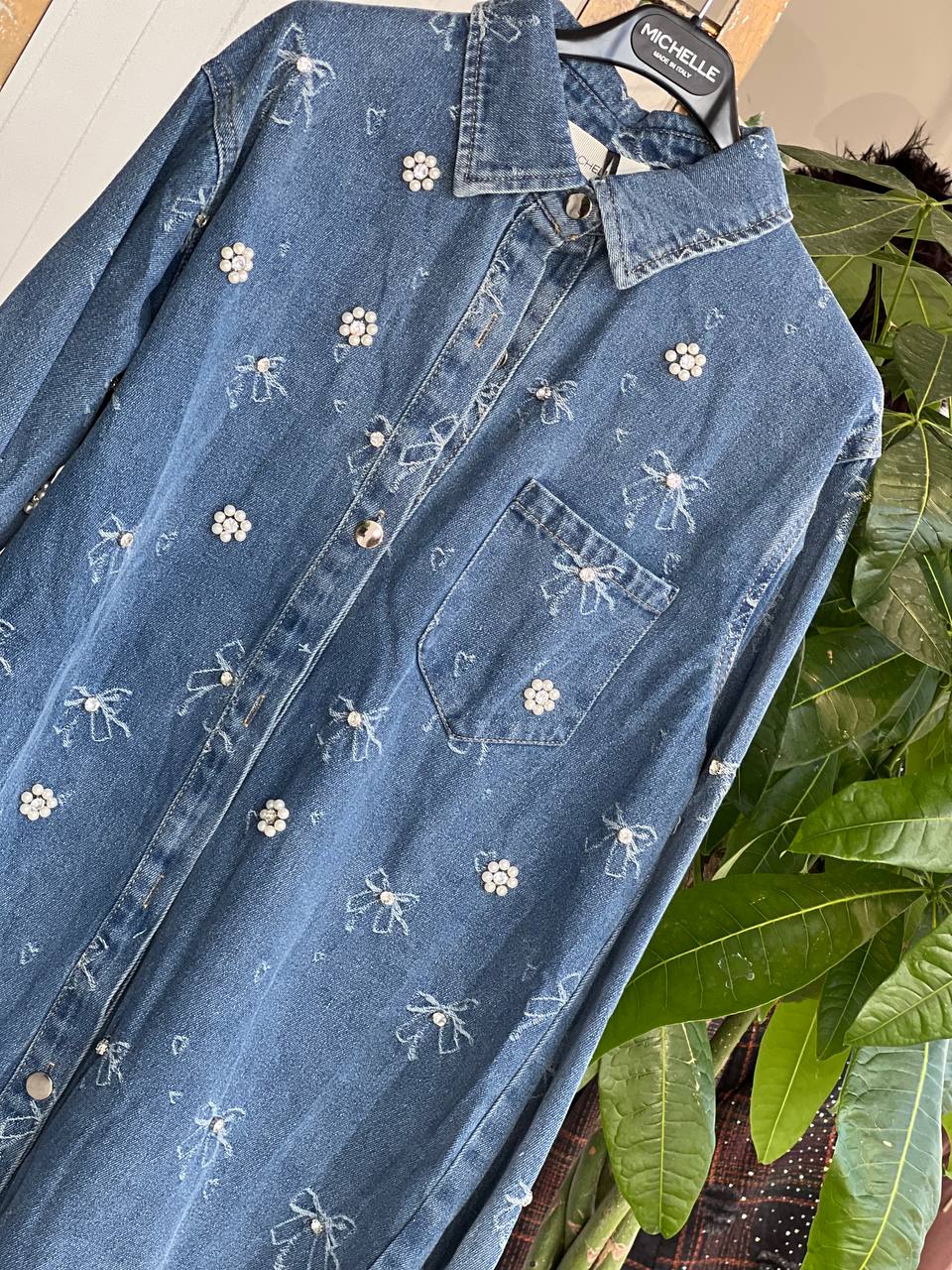 Amelie Follies (Michelle)