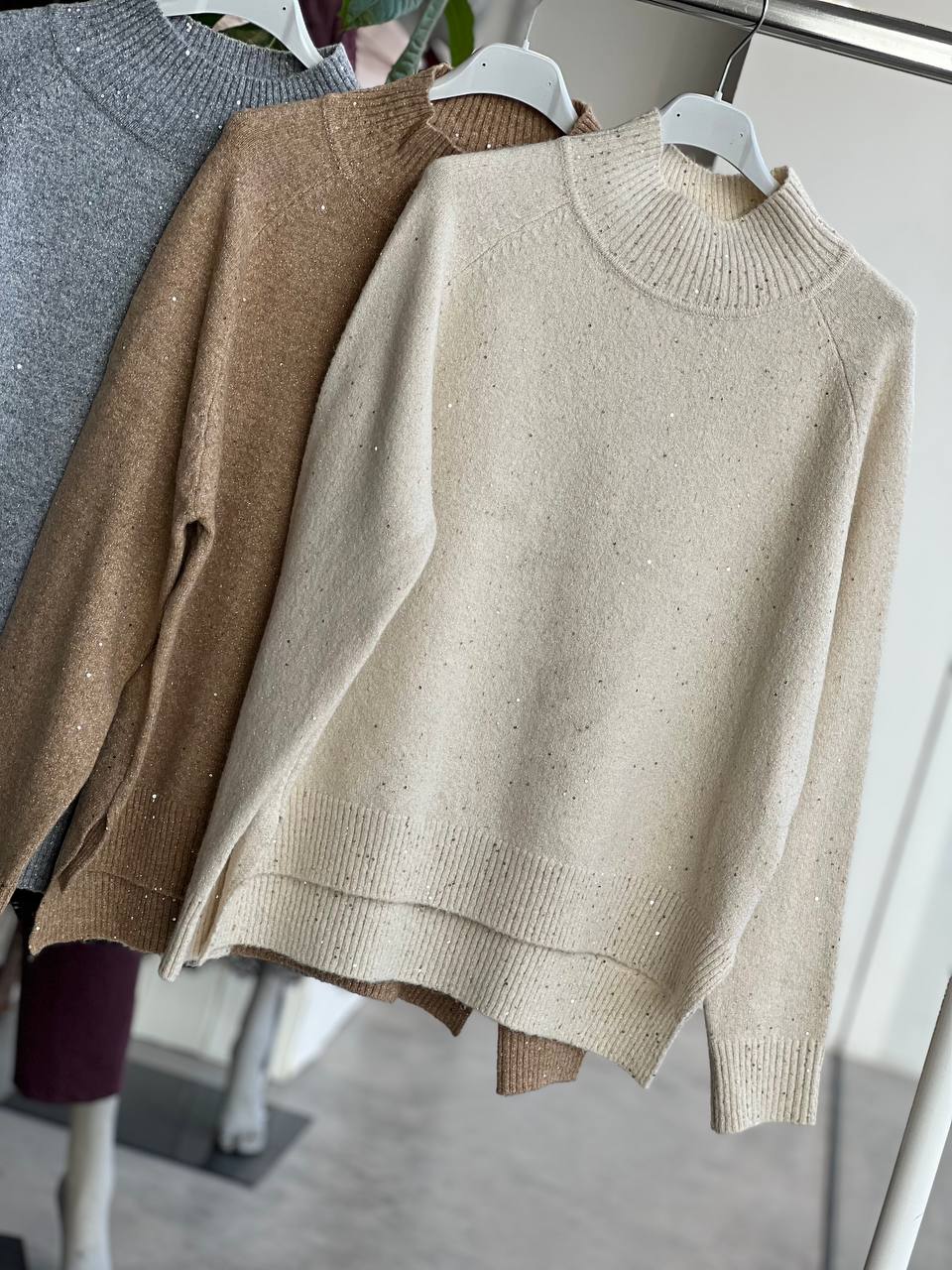 Amelie Follies (Michelle)