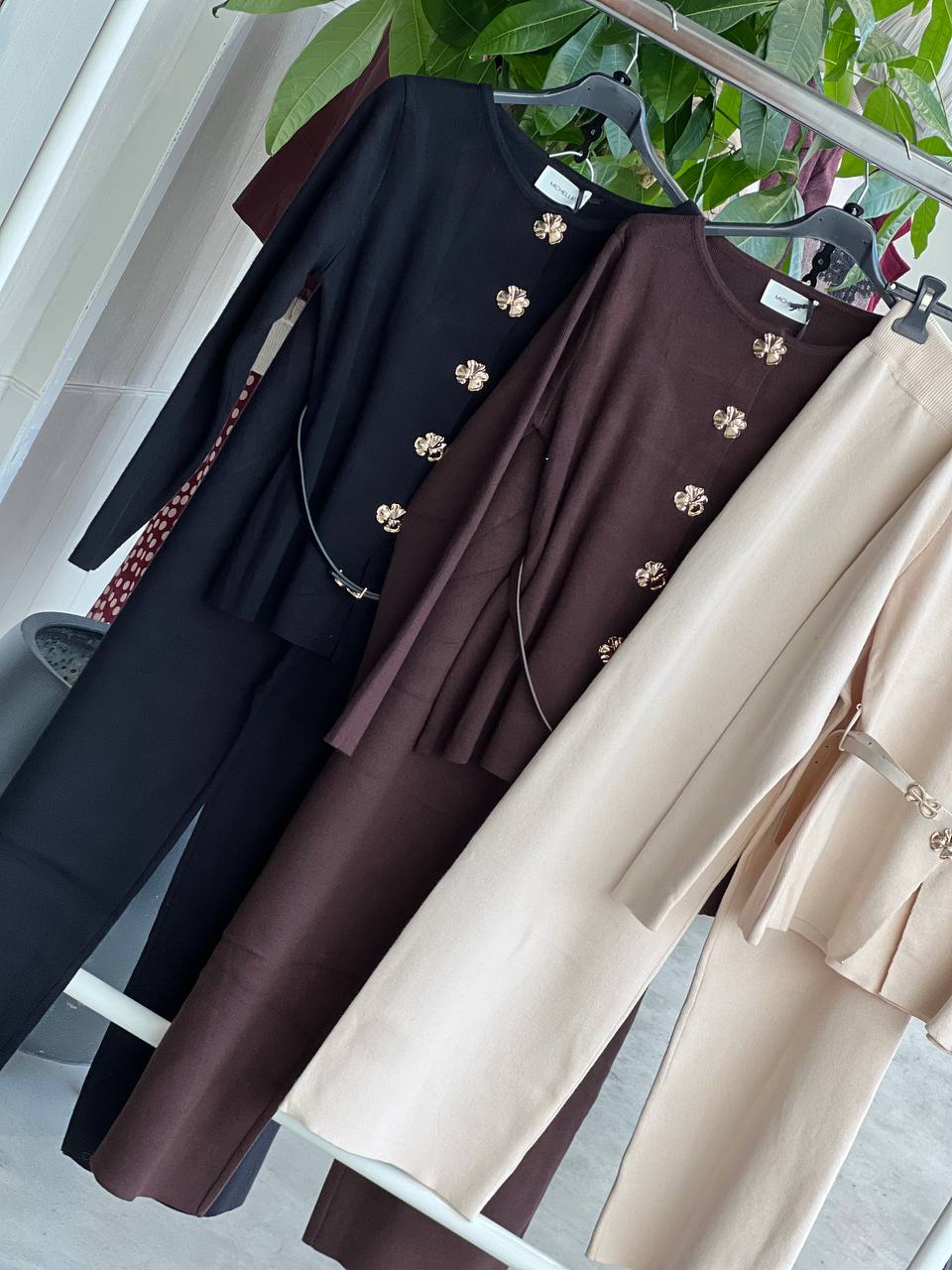 Amelie Follies (Michelle)