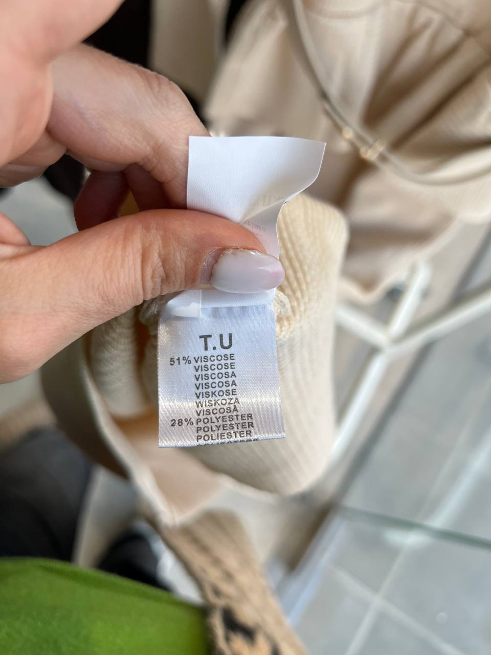 Amelie Follies (Michelle)