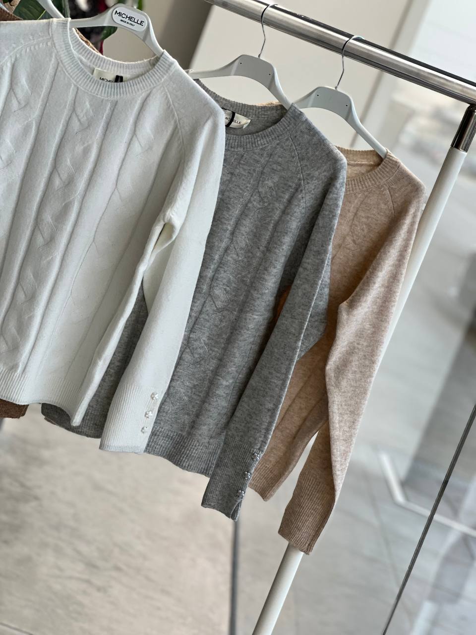 Amelie Follies (Michelle)