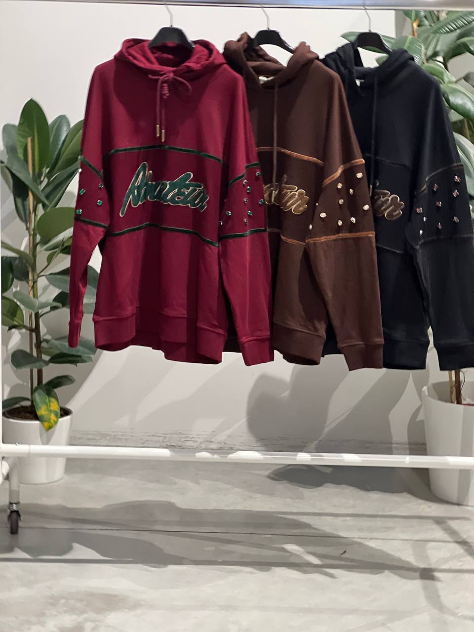 Amelie Follies (Michelle)