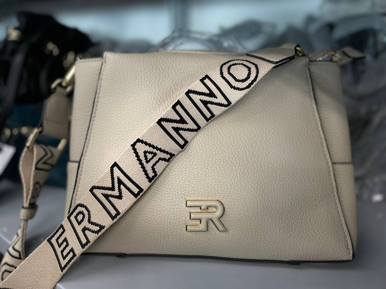 Фото Roberto Serpentini