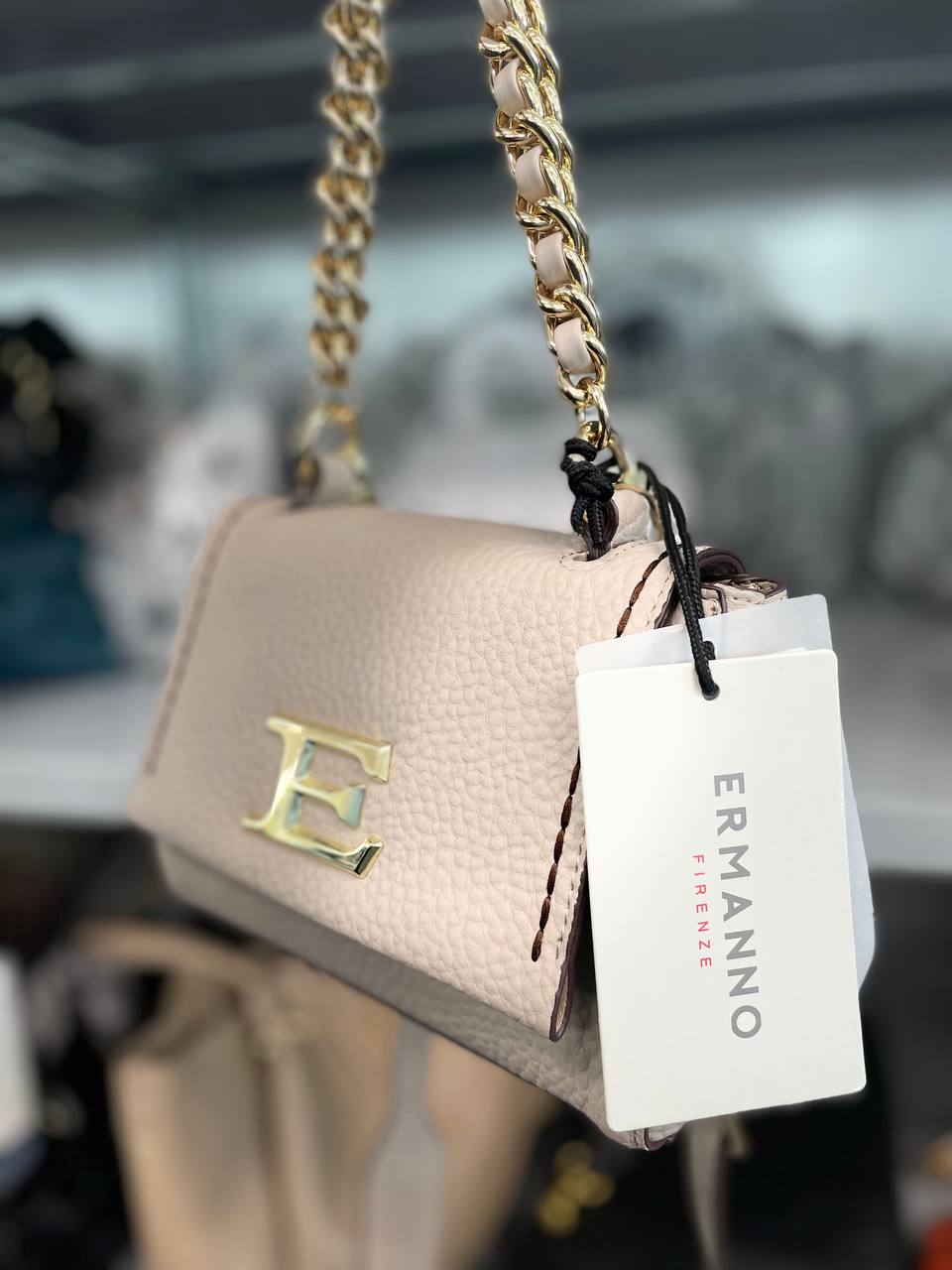 Фото Roberto Serpentini