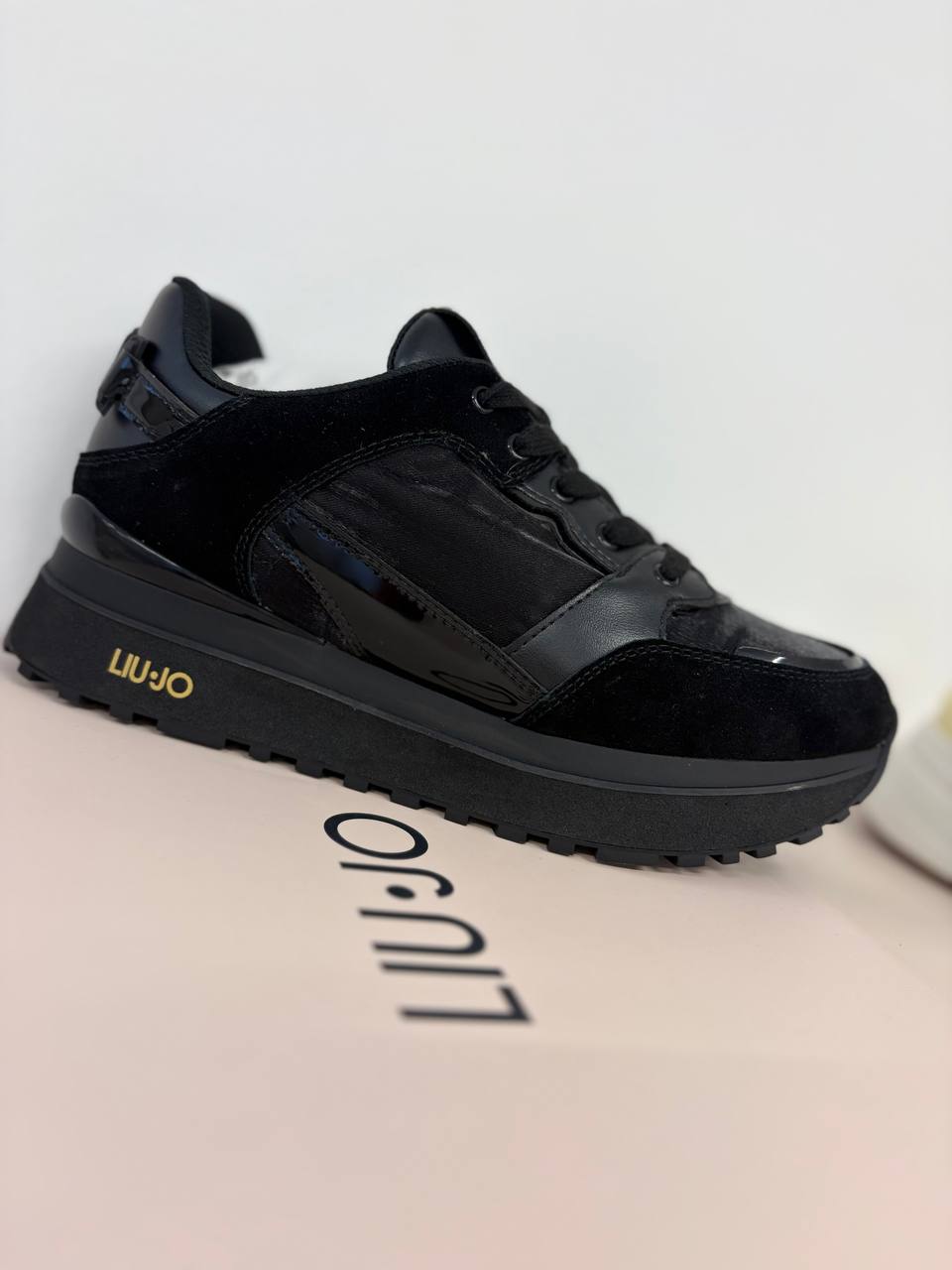 Фото Roberto Serpentini