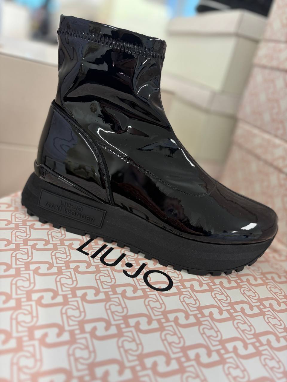 Фото Roberto Serpentini