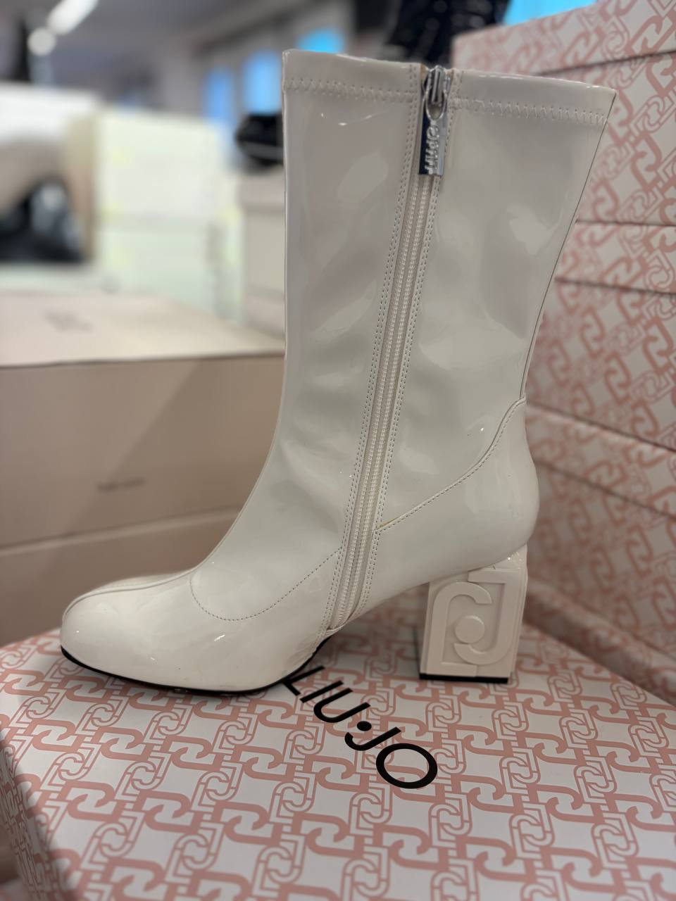 Фото Roberto Serpentini