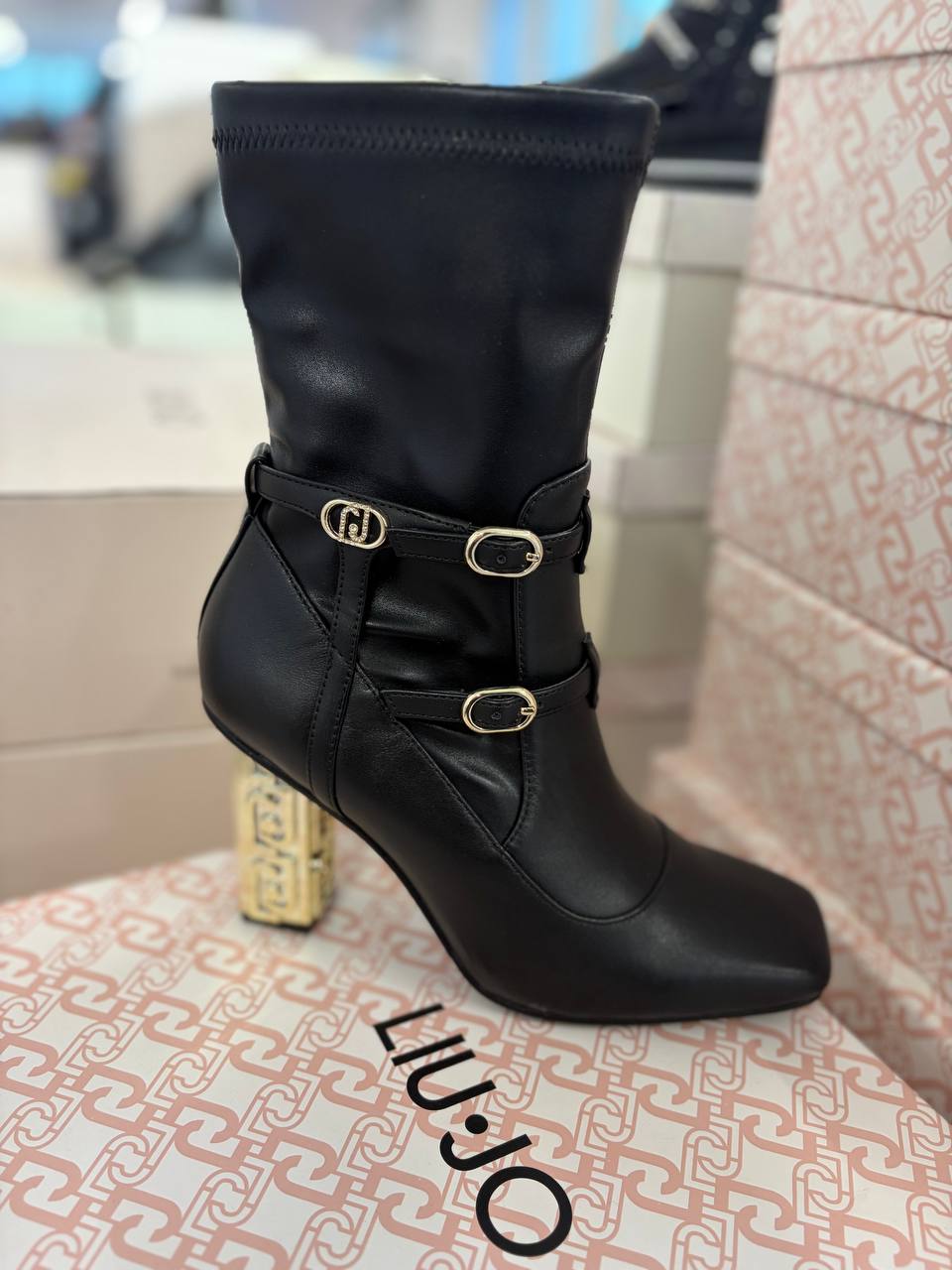 Фото Roberto Serpentini