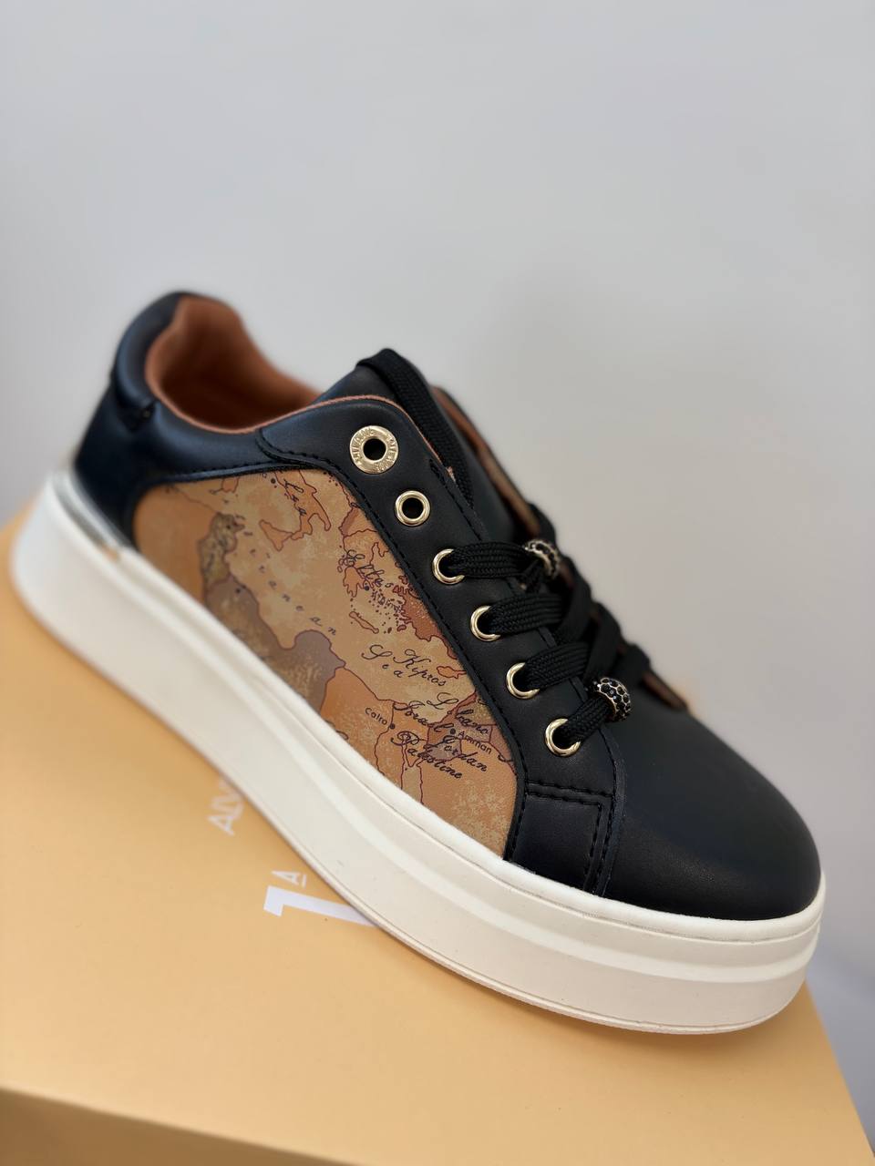 Итальянская одежда, бренд Roberto Serpentini, арт. 74065475