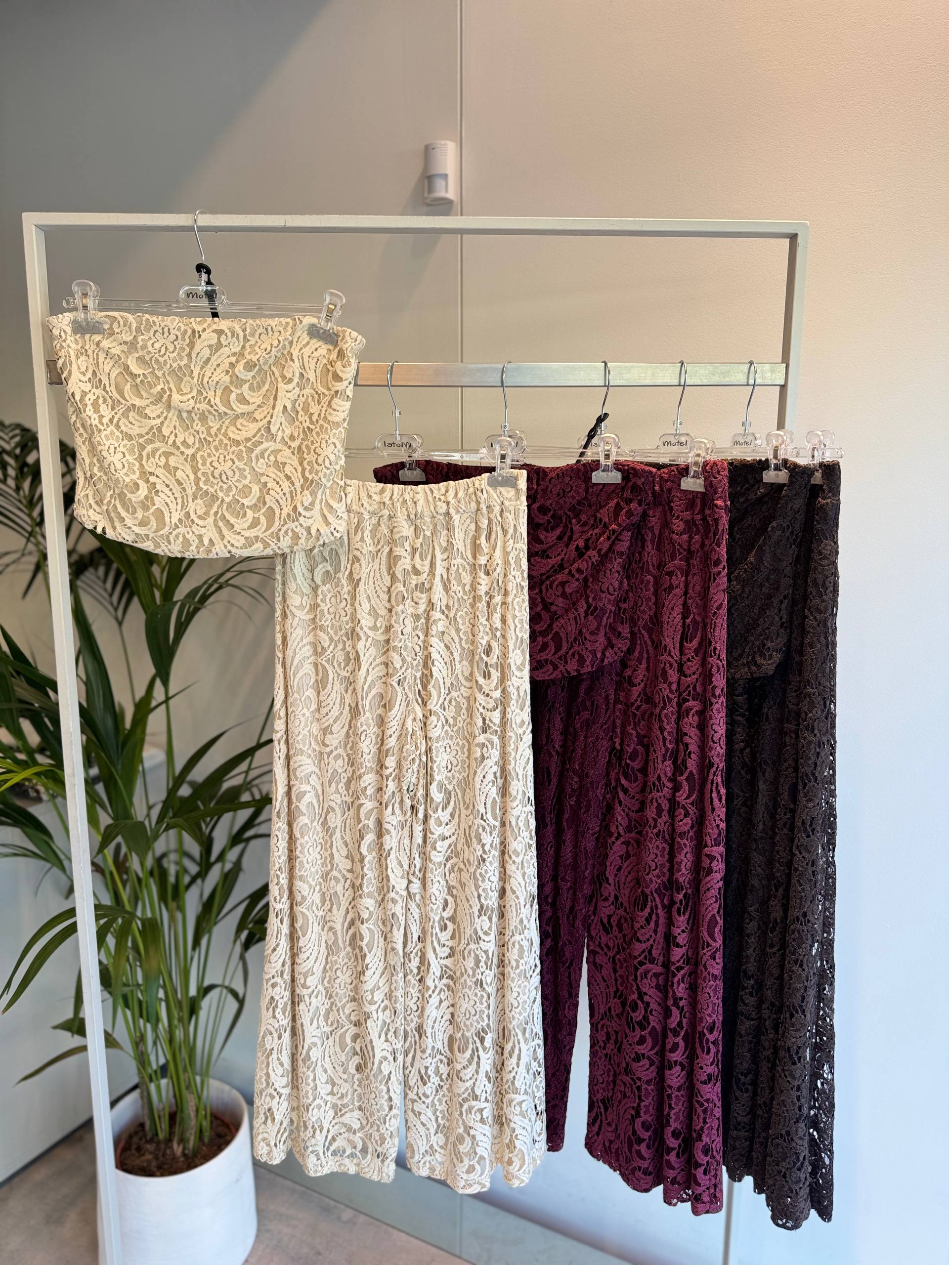 Итальянская одежда, бренд Motel, арт. 74047715