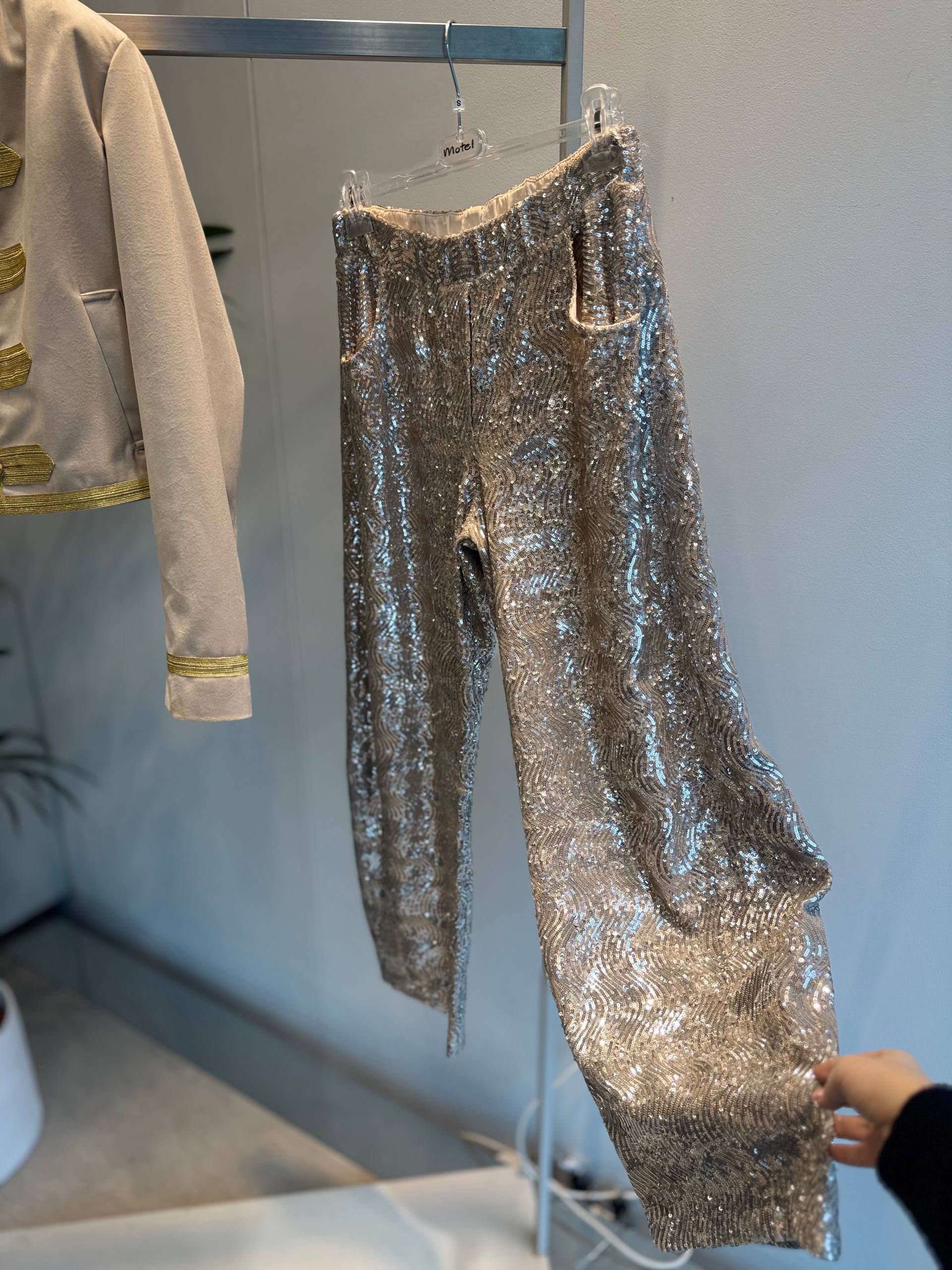 Итальянская одежда, бренд Motel, арт. 74050625