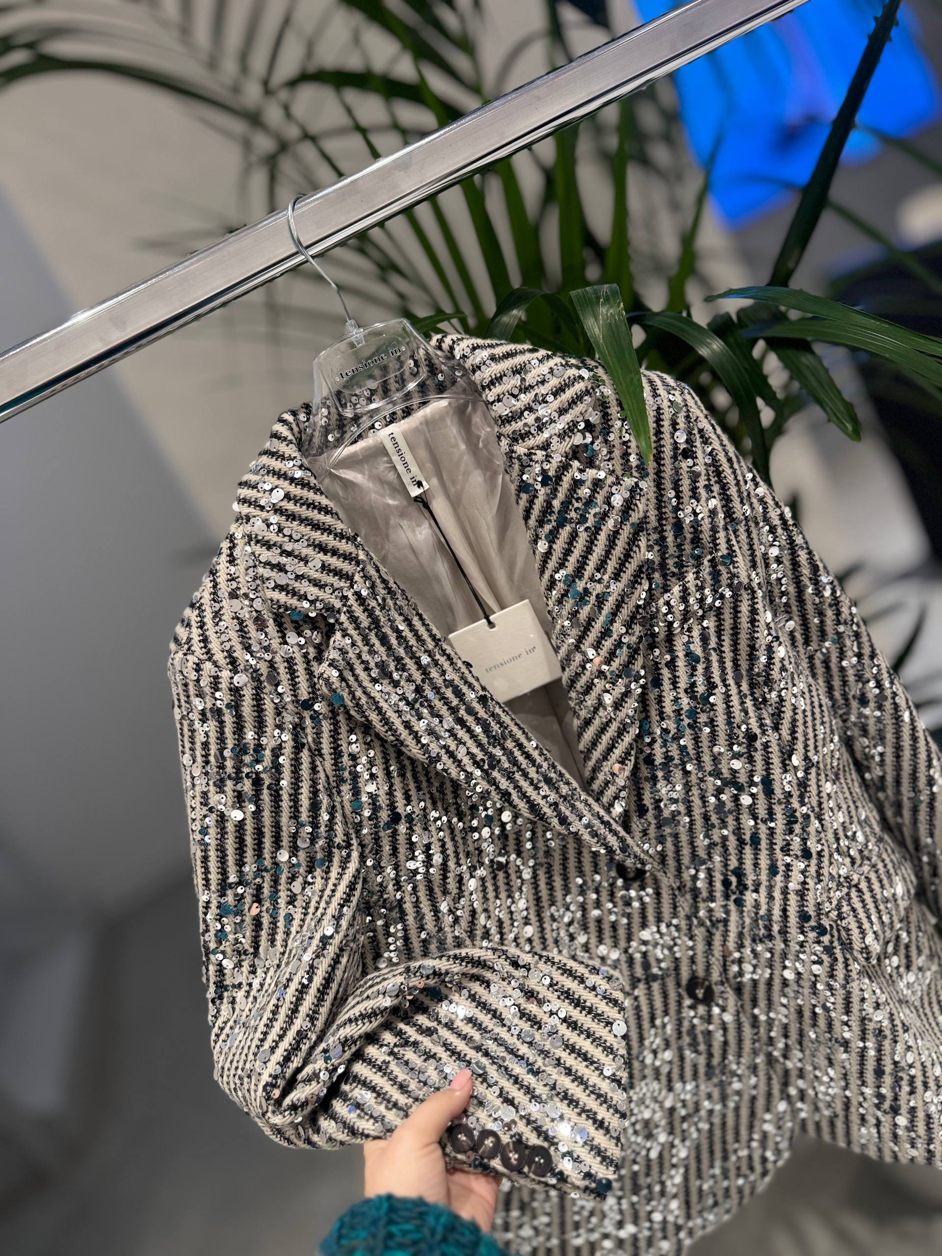 Фото Tensione in