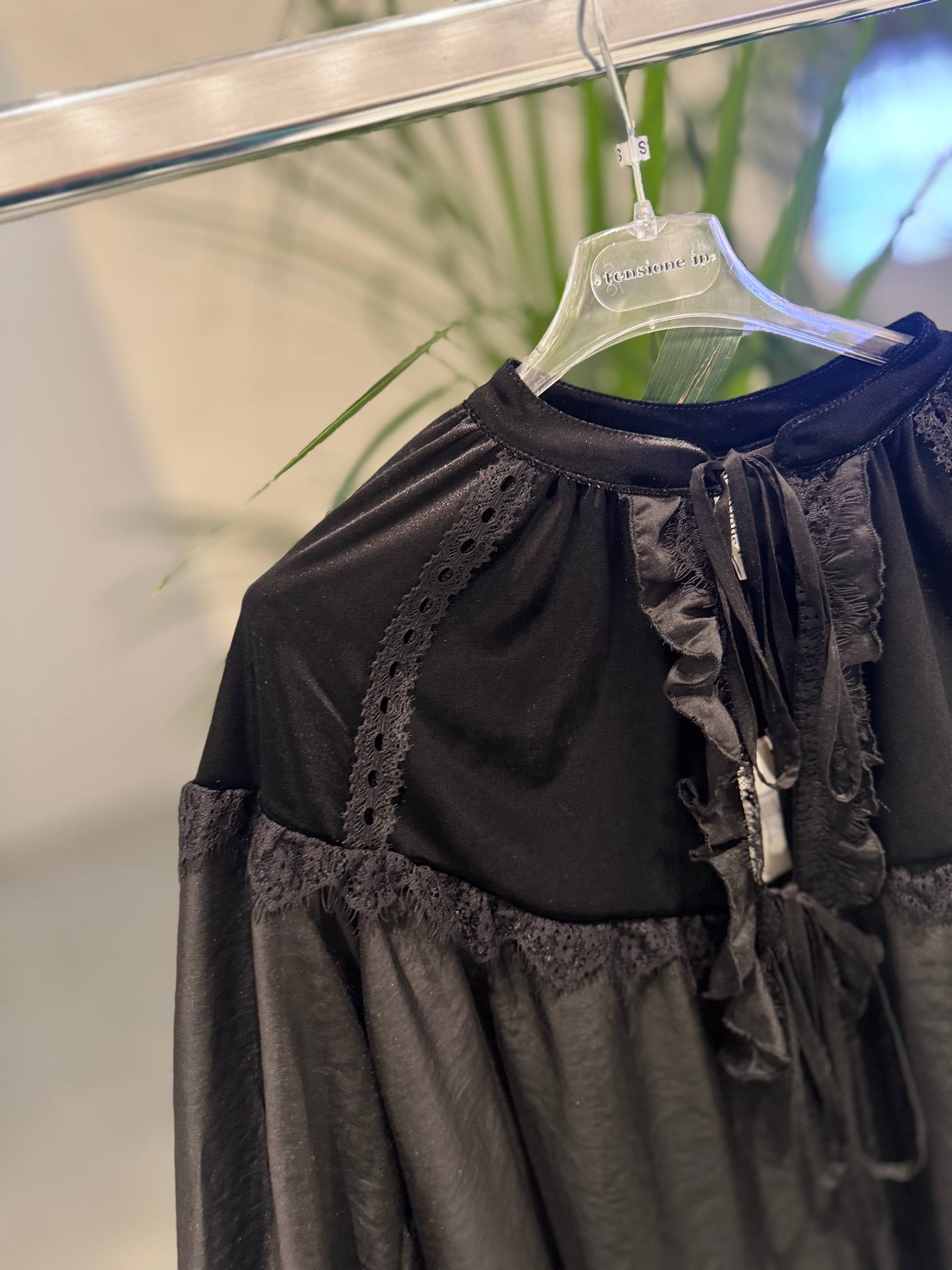 Фото Tensione in