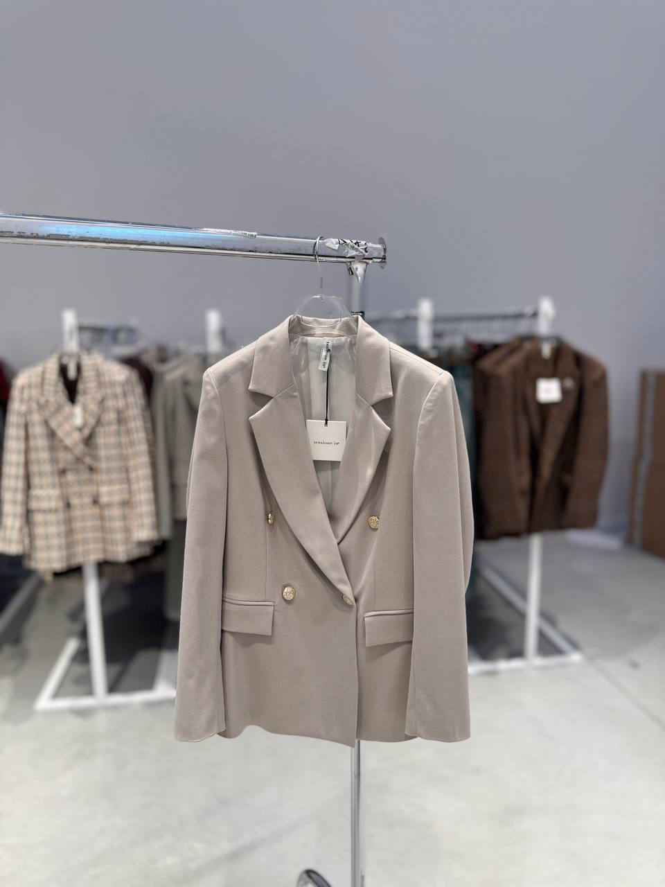 Фото Tensione in