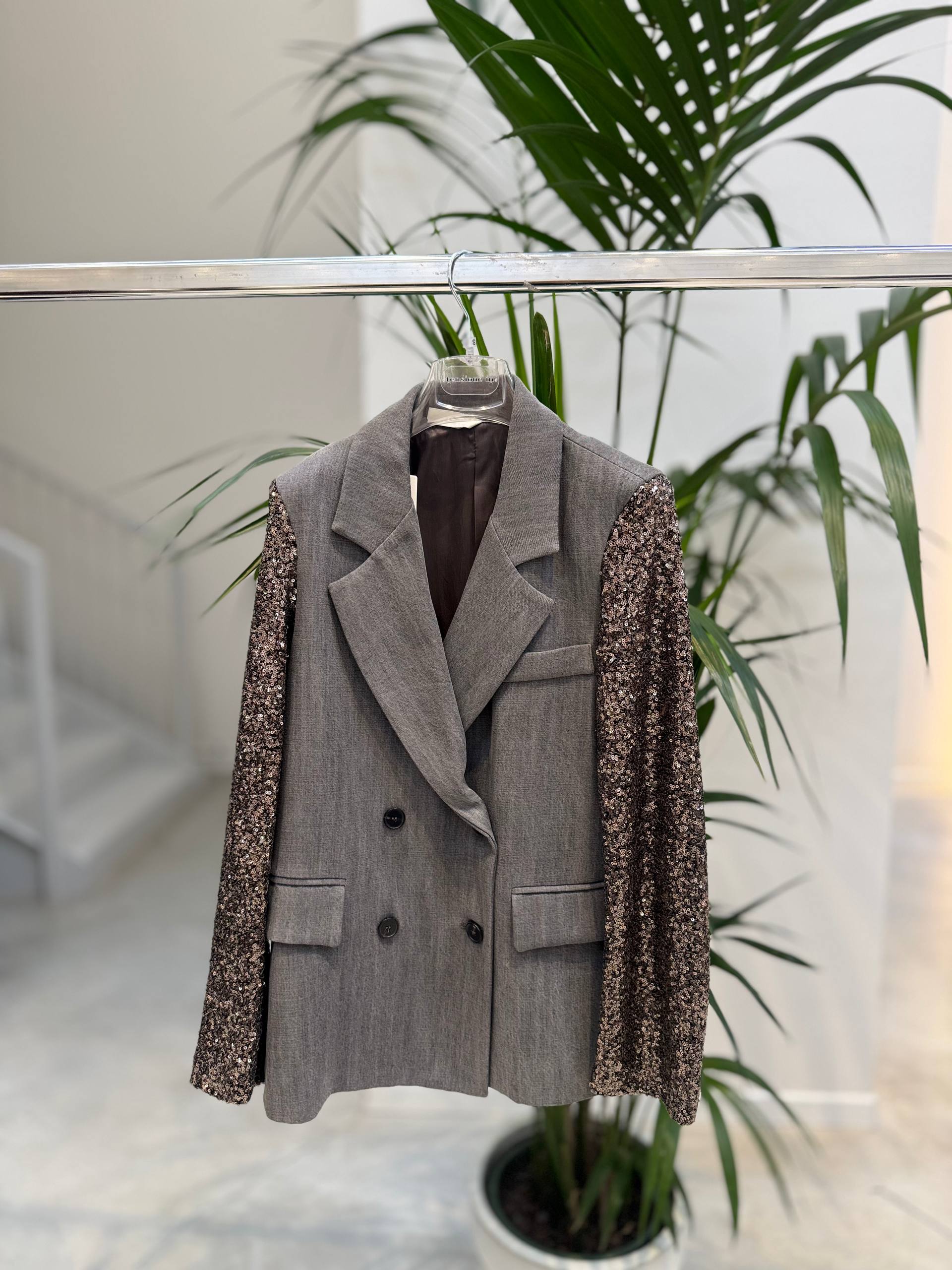 Фото Tensione in