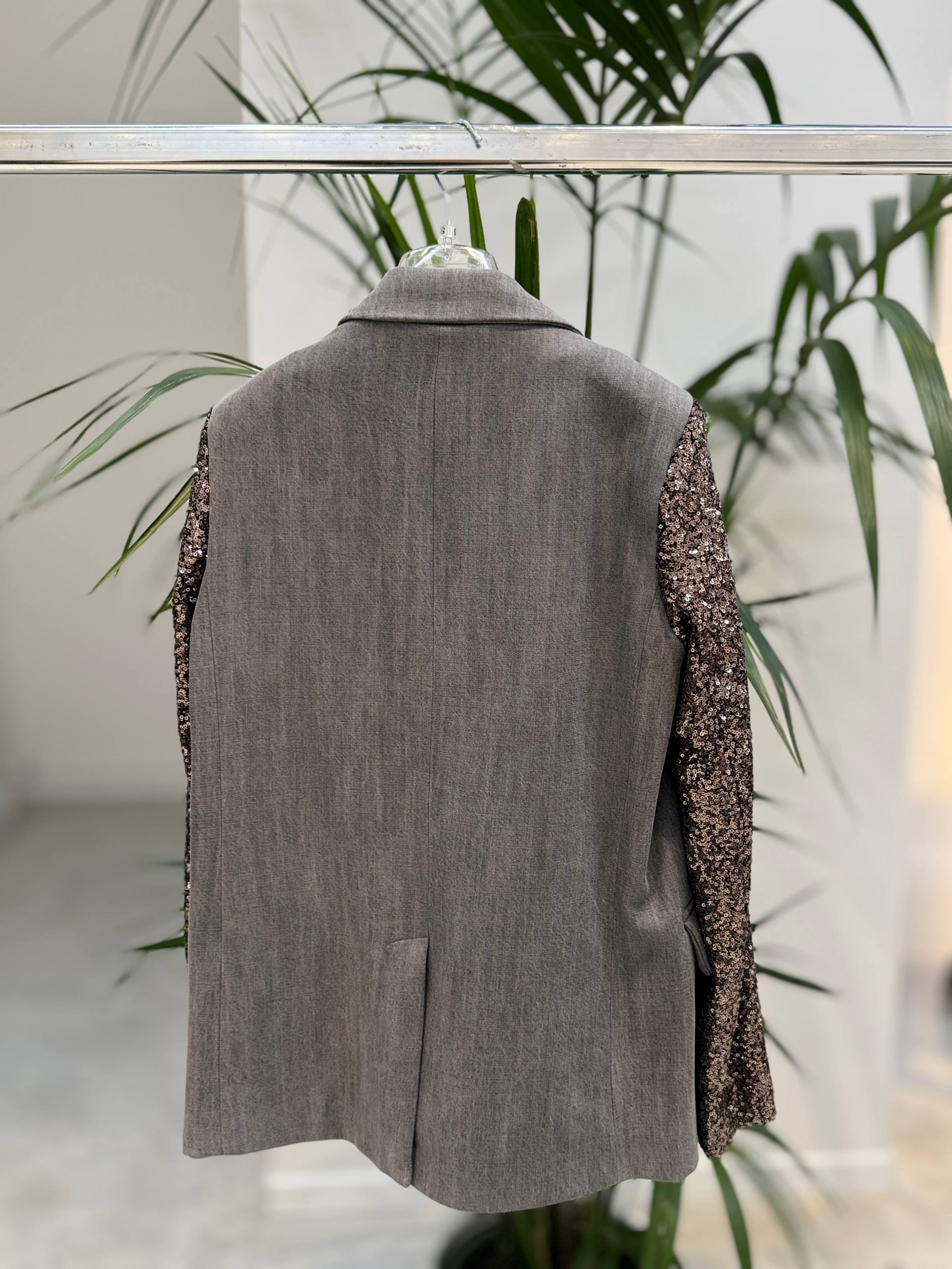 Фото Tensione in