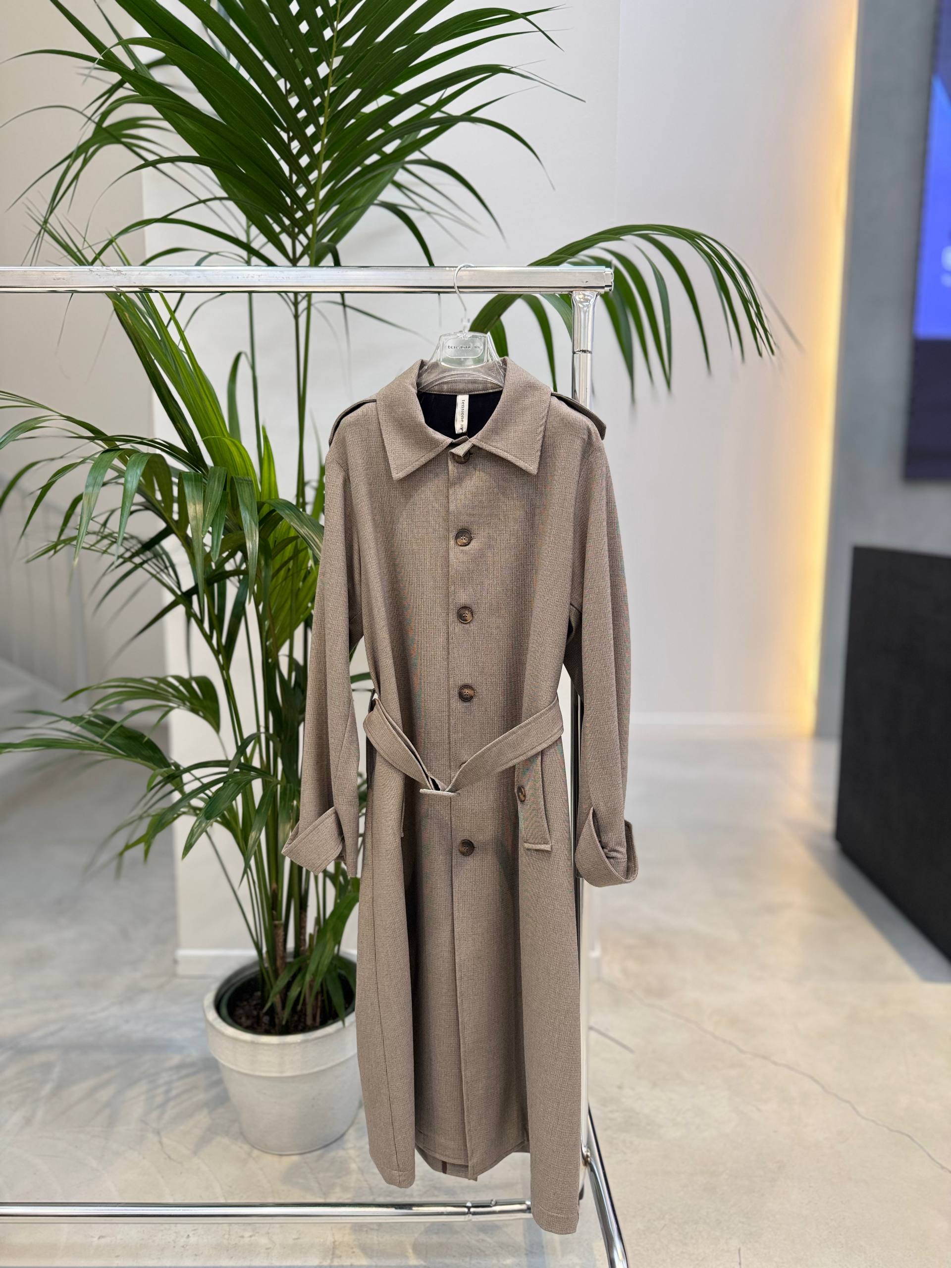 Фото Tensione in