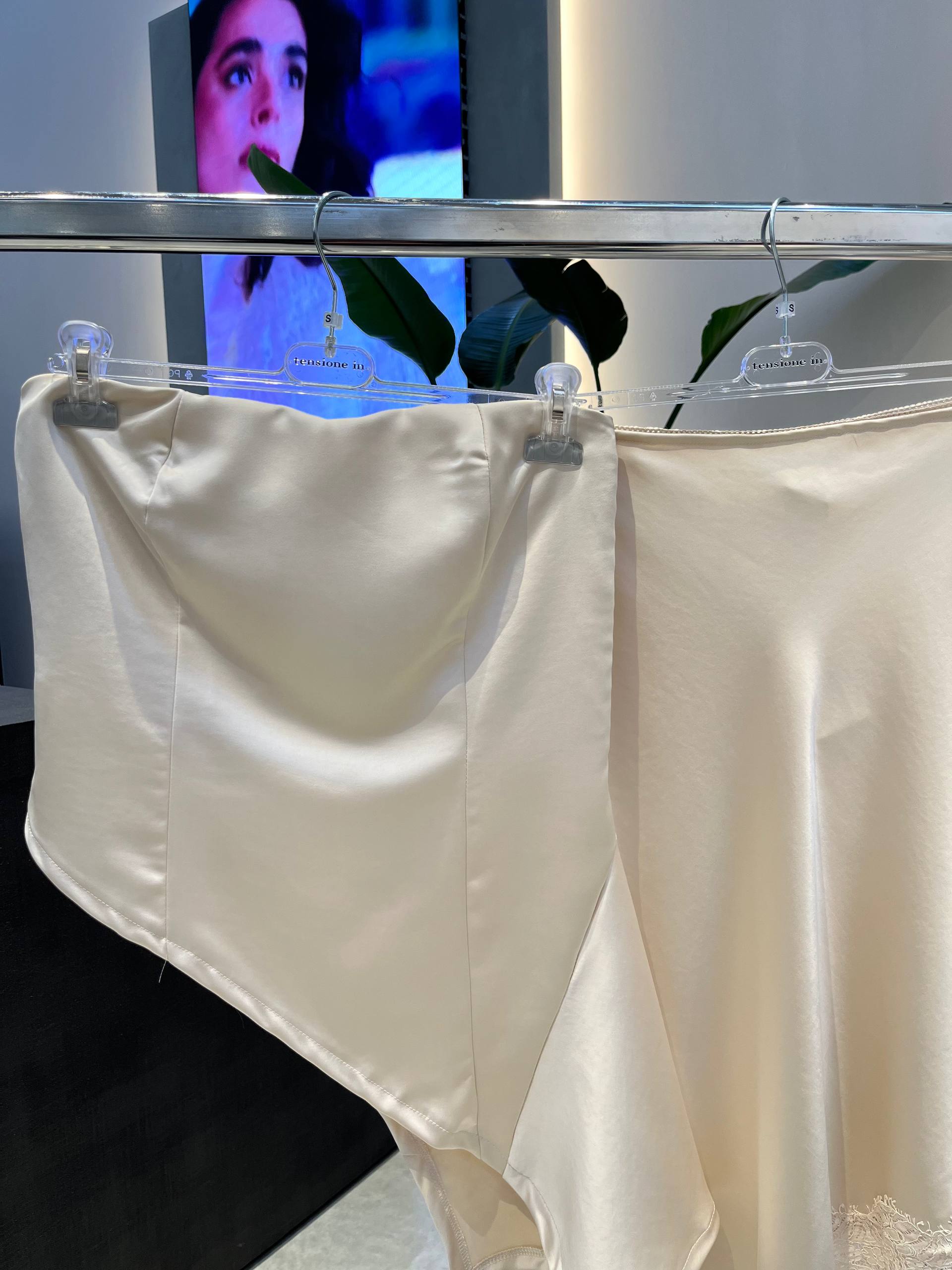 Фото Tensione in