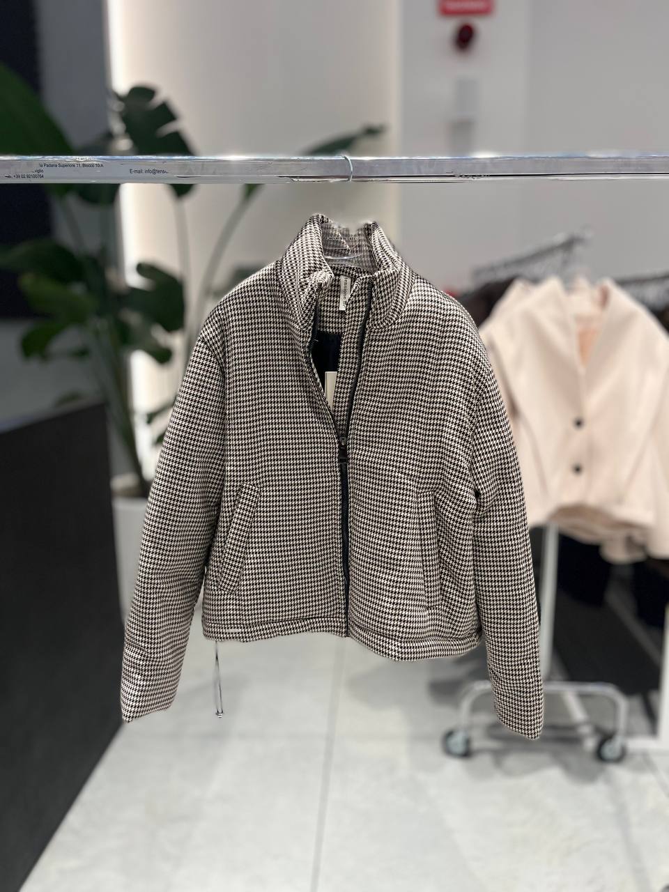 Фото Tensione in